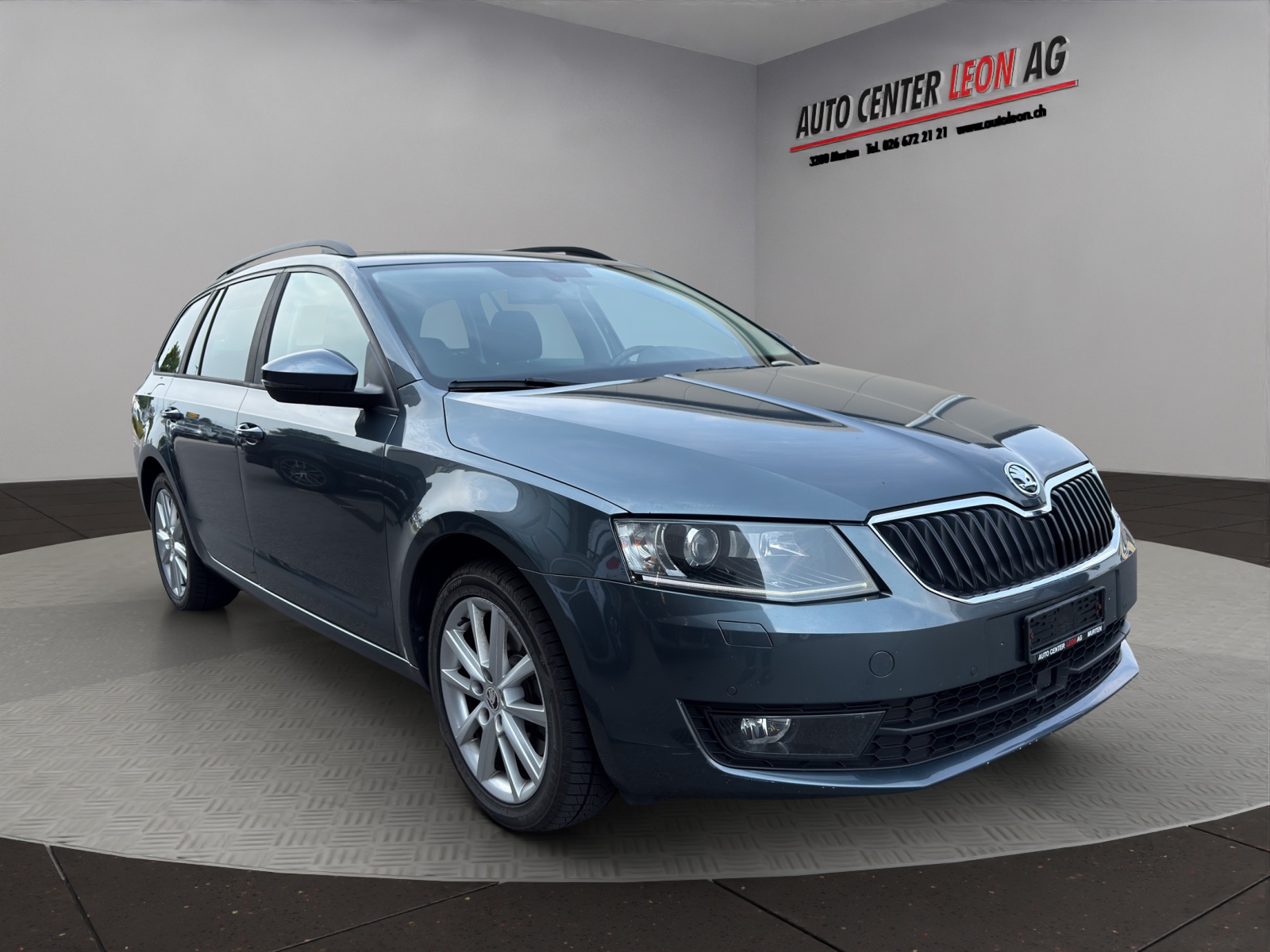 SKODA Octavia Combi 2.0 TDI Swiss Joy 4x4 DSG-image-7