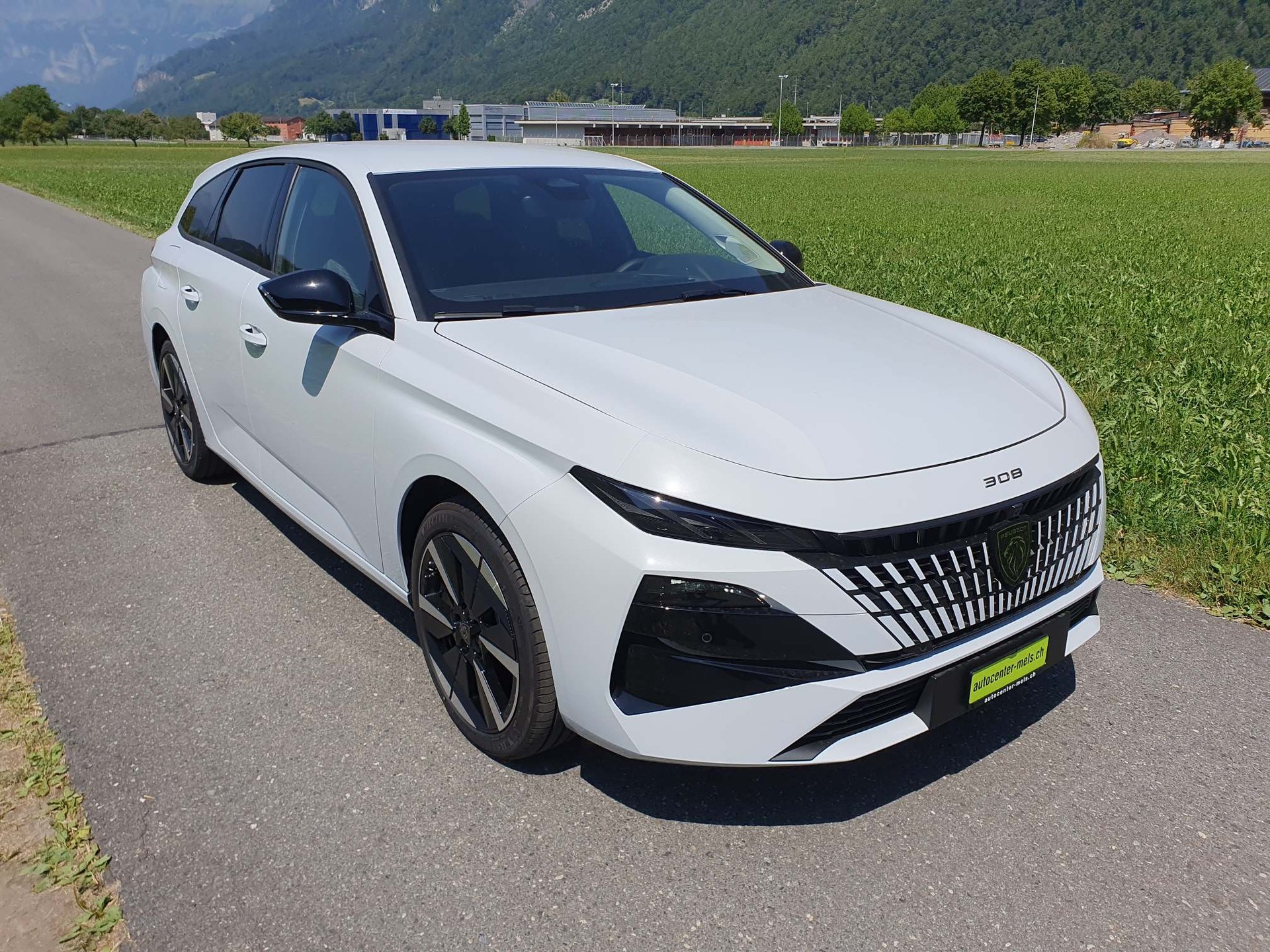 PEUGEOT 308 SW e-Allure