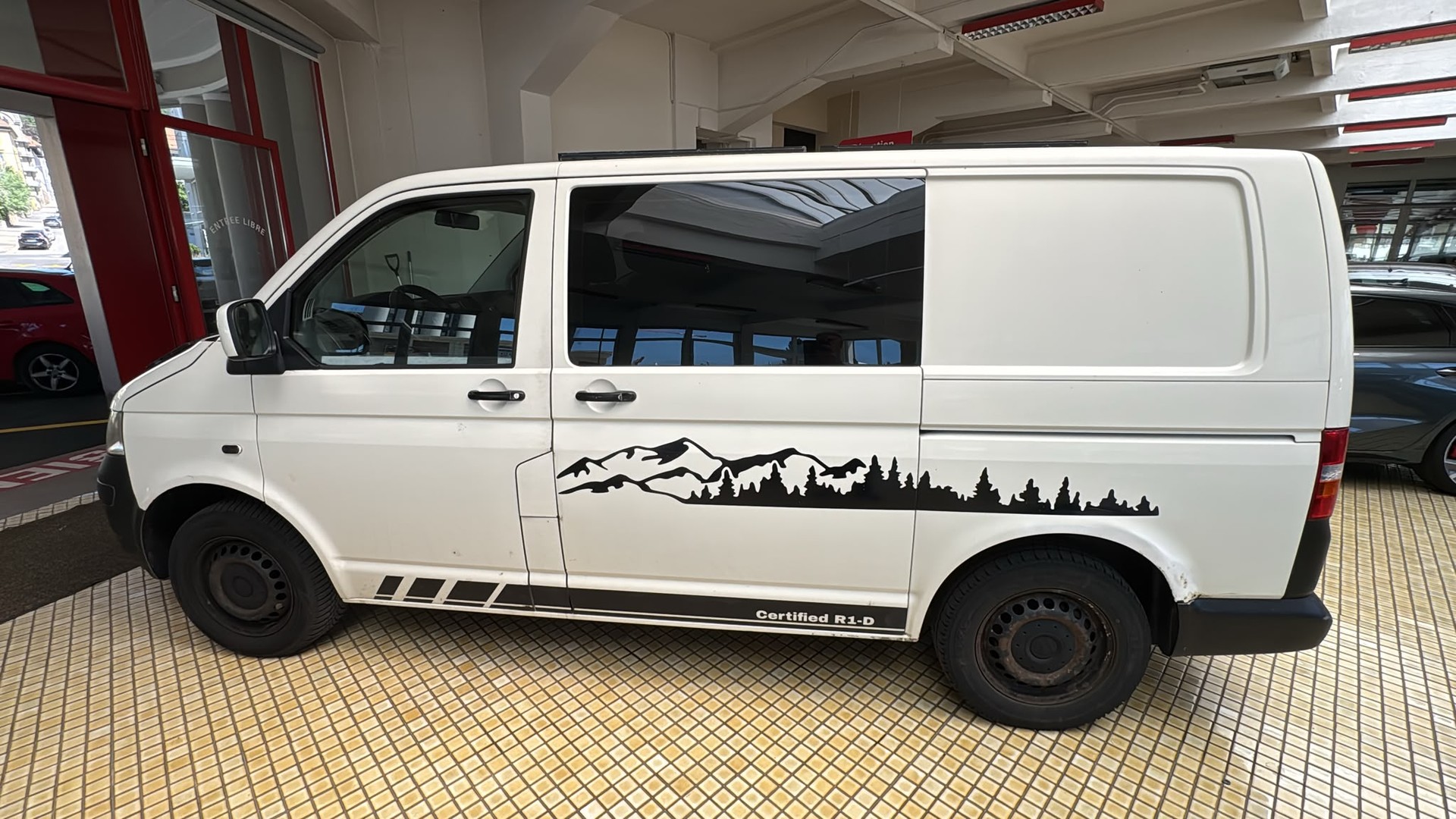 VW T5 1.9 TDI PD-image-4
