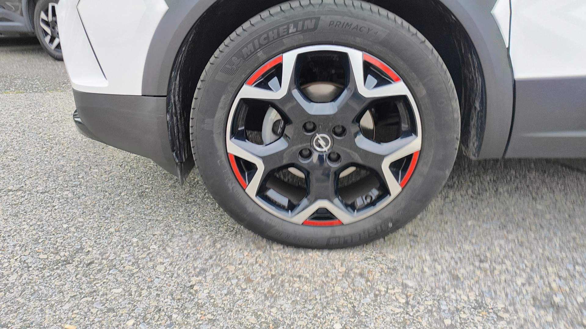 OPEL Mokka 1.2 Direct Injection Turbo GS Line Aut.-image-8