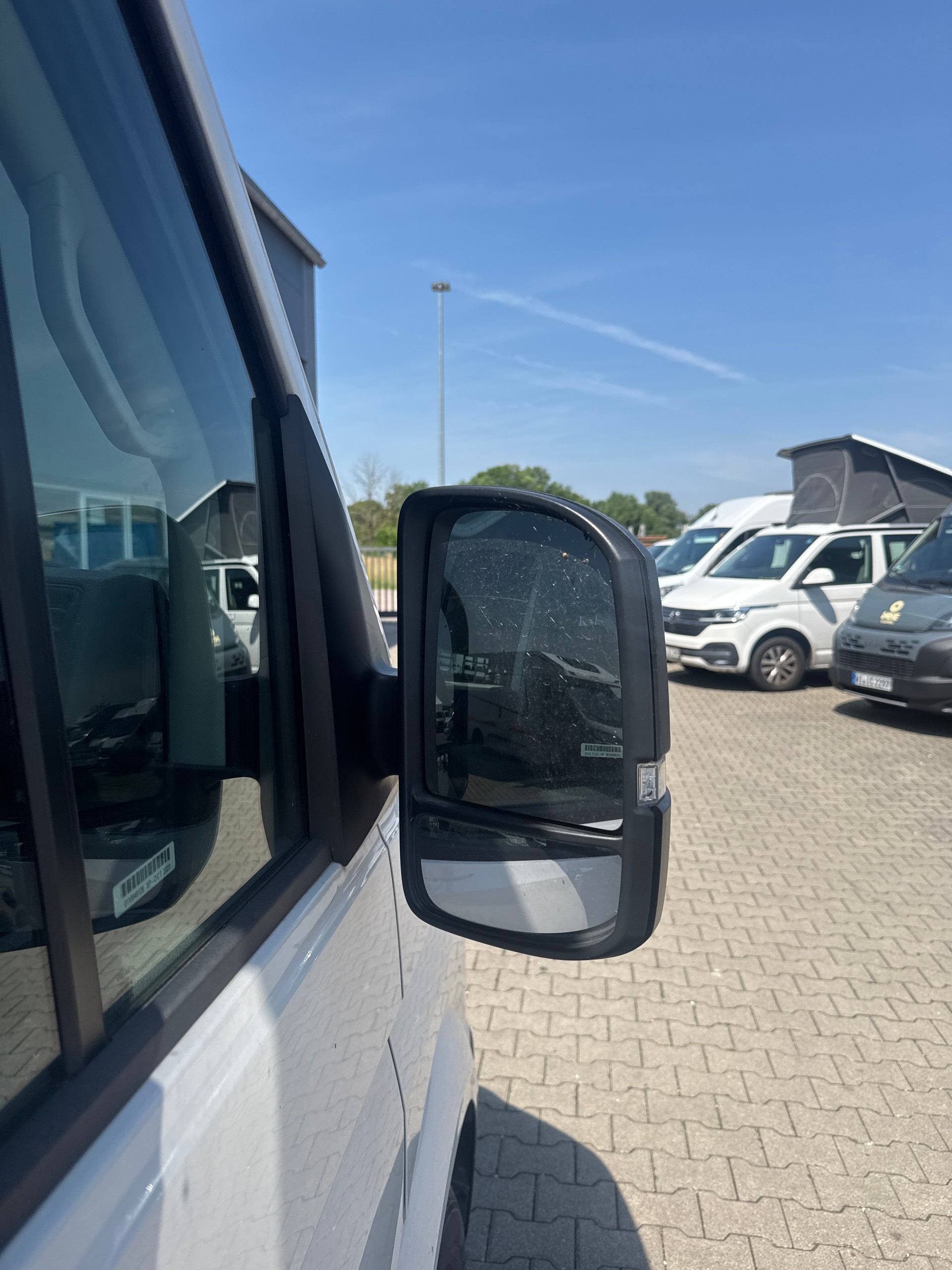 VW 2023 Volkswagen Grand California | Automatik | Voll ausgestattet-image-17