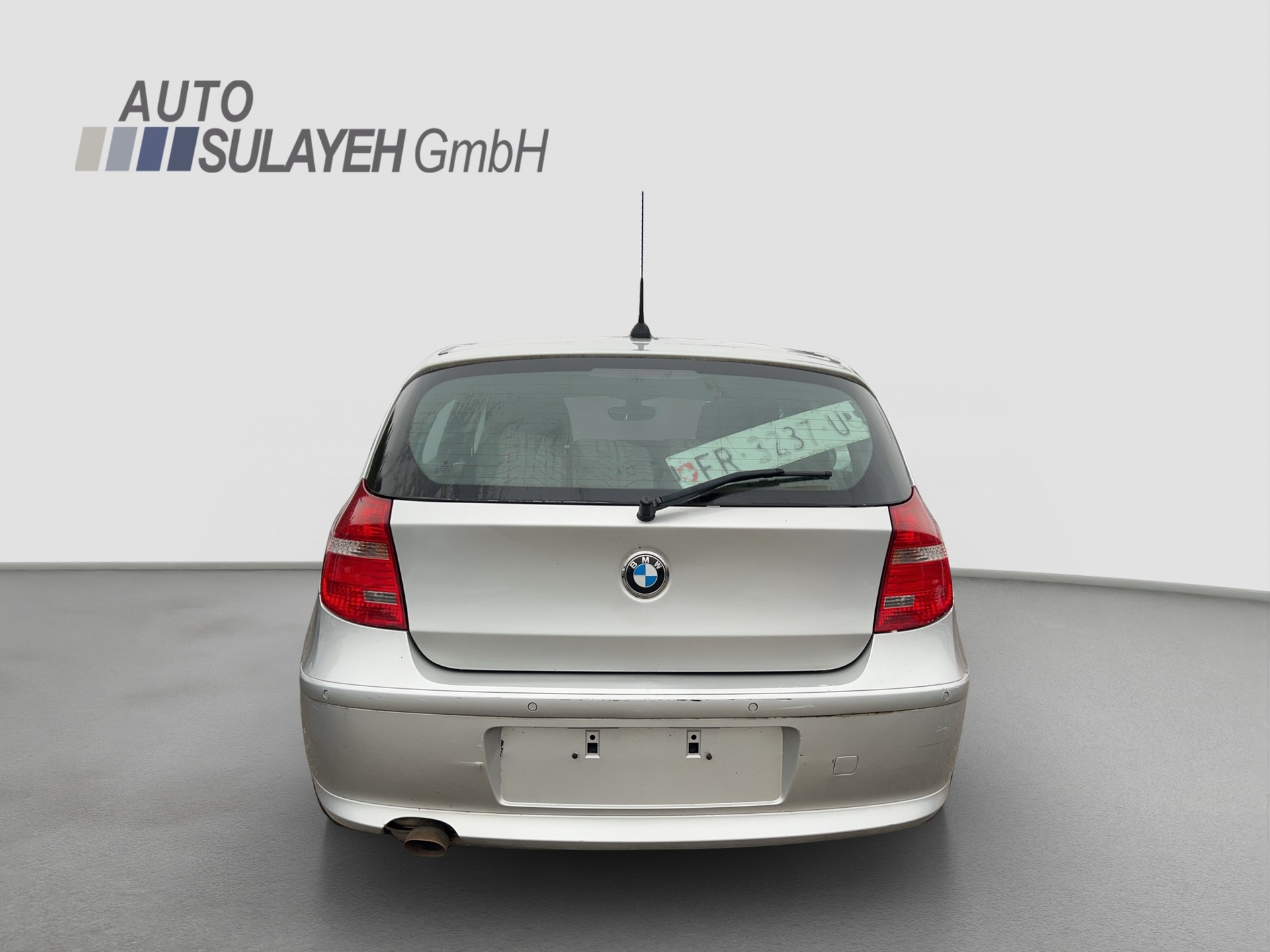 BMW 116i Dynamic Edition-image-4