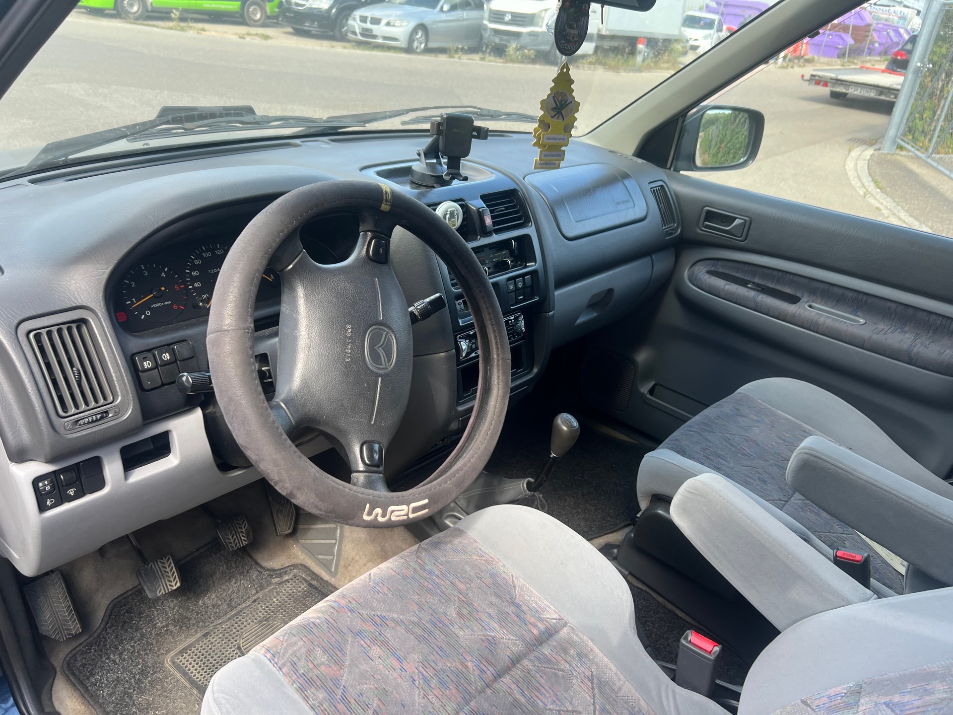 MAZDA MPV 2.5 TD-image-8