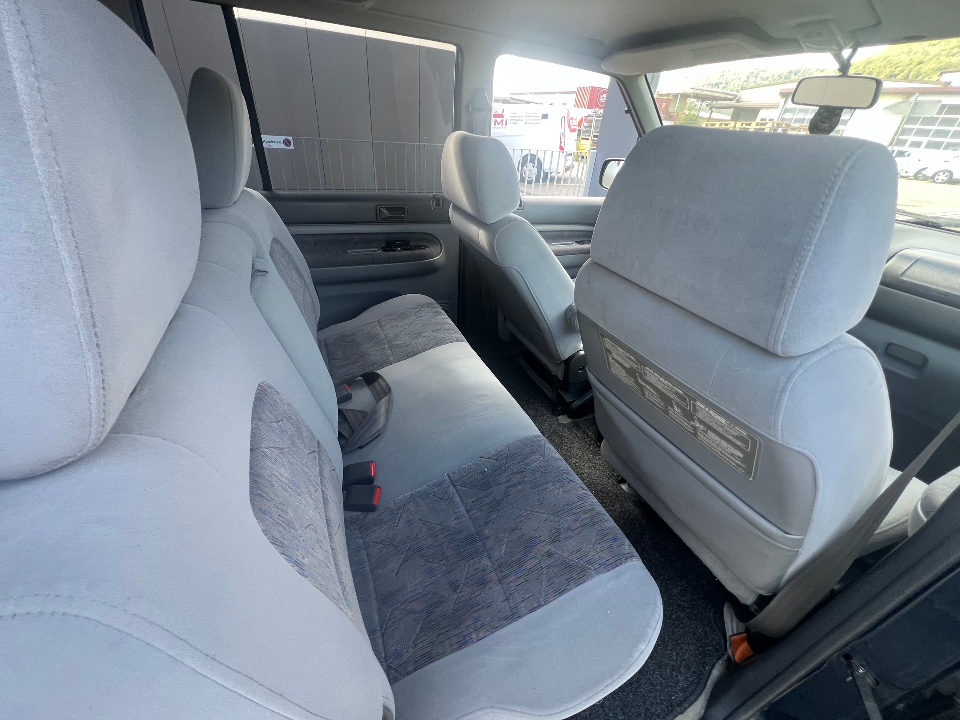 MAZDA MPV 2.5 TD-image-11