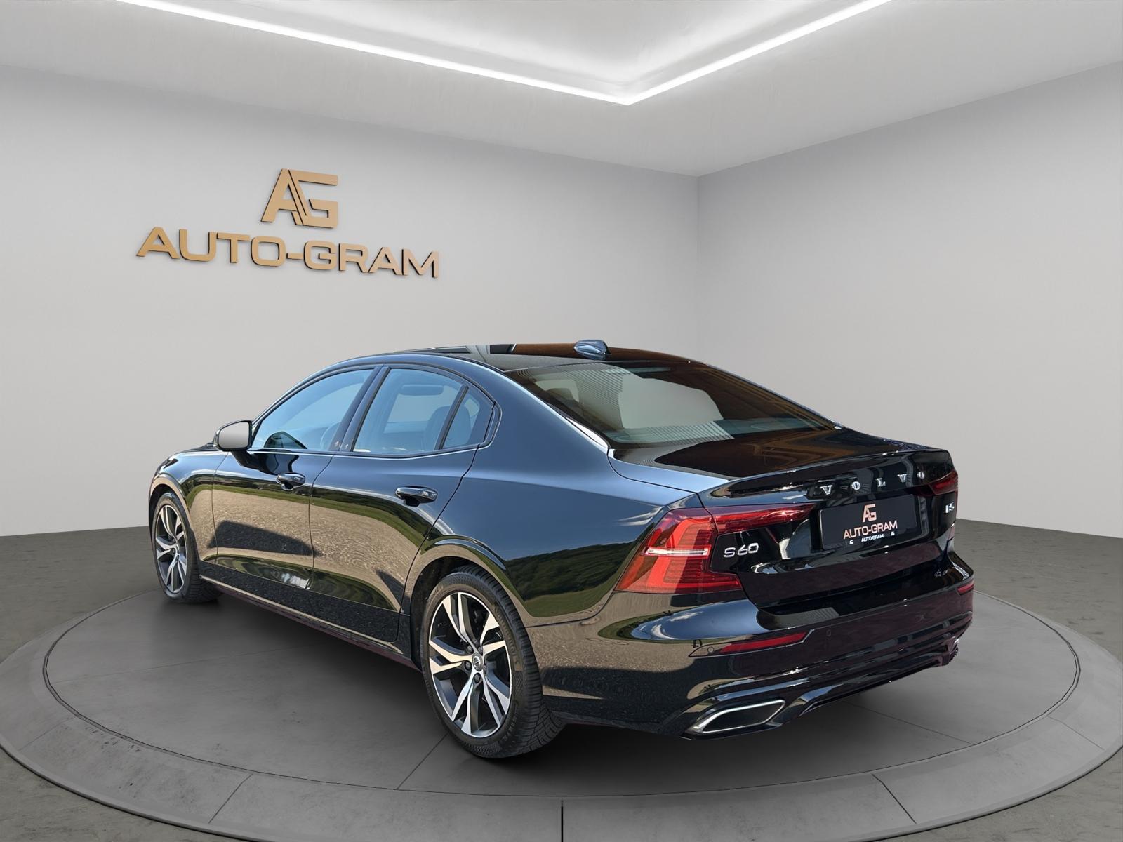 VOLVO S60 B5 AWD Benzin Mild Hybrid R-Design Geartronic-image-2
