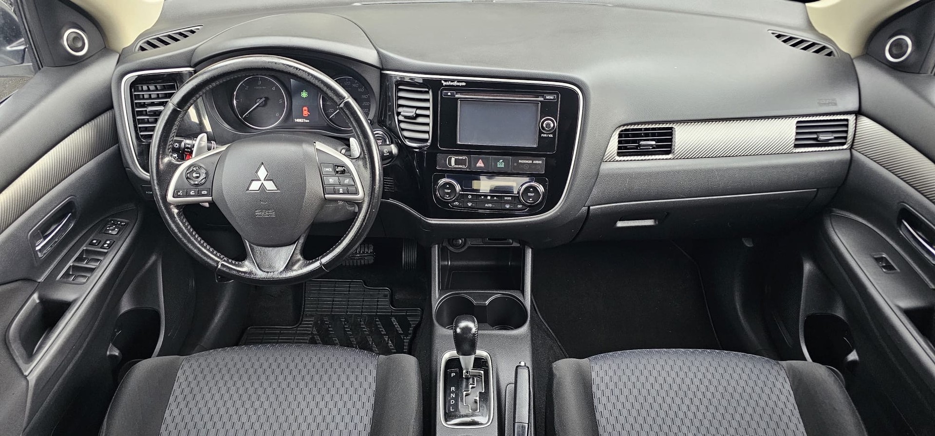 MITSUBISHI Outlander 2.2 DID Navigator Safety 4WD Automatic-image-11