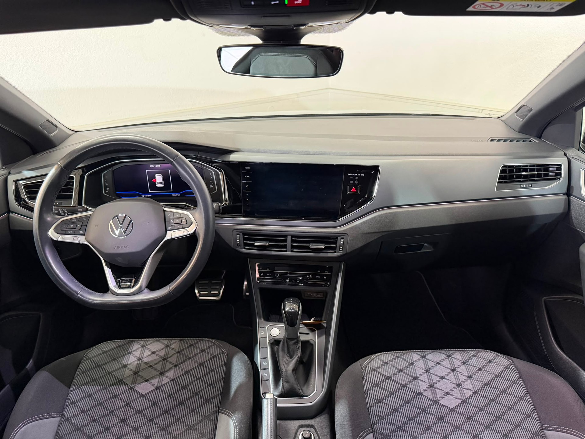VW Taigo 1.0 TSI R-Line DSG-image-8