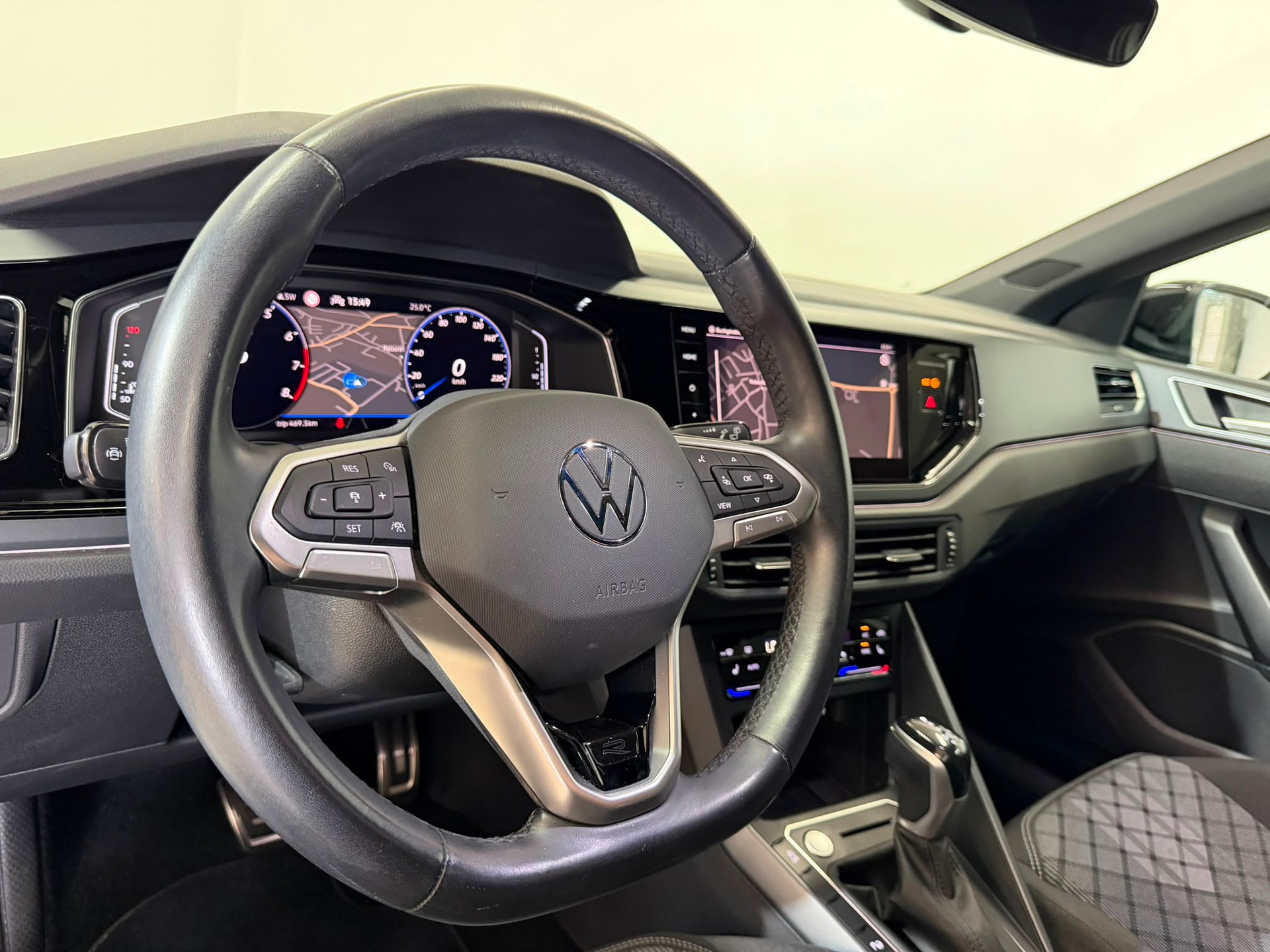 VW Taigo 1.0 TSI R-Line DSG-image-6