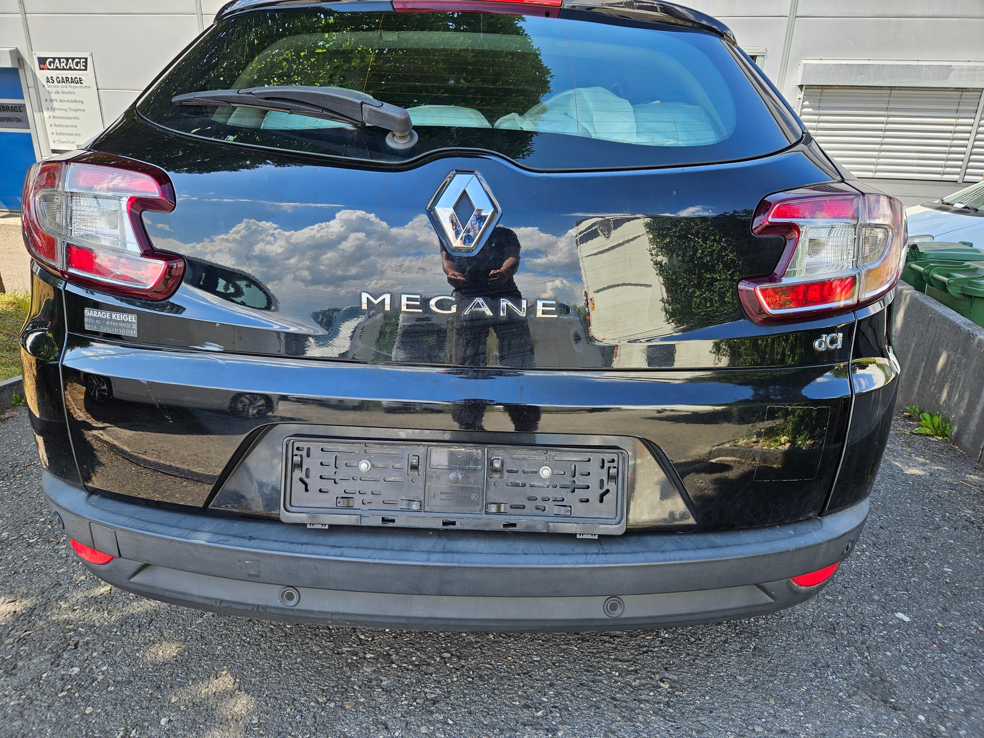 RENAULT Mégane Grandtour 1.5 dCi Swiss Edition EDC-image-4