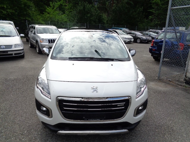 PEUGEOT 3008 HYbrid4 2.0 HDI ETG6-image-2