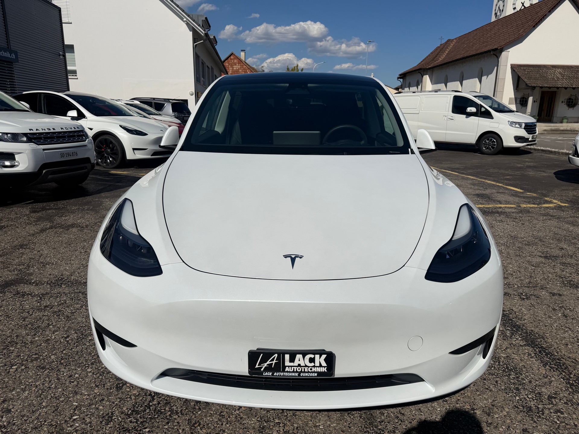 TESLA Model Y RWD-image-4