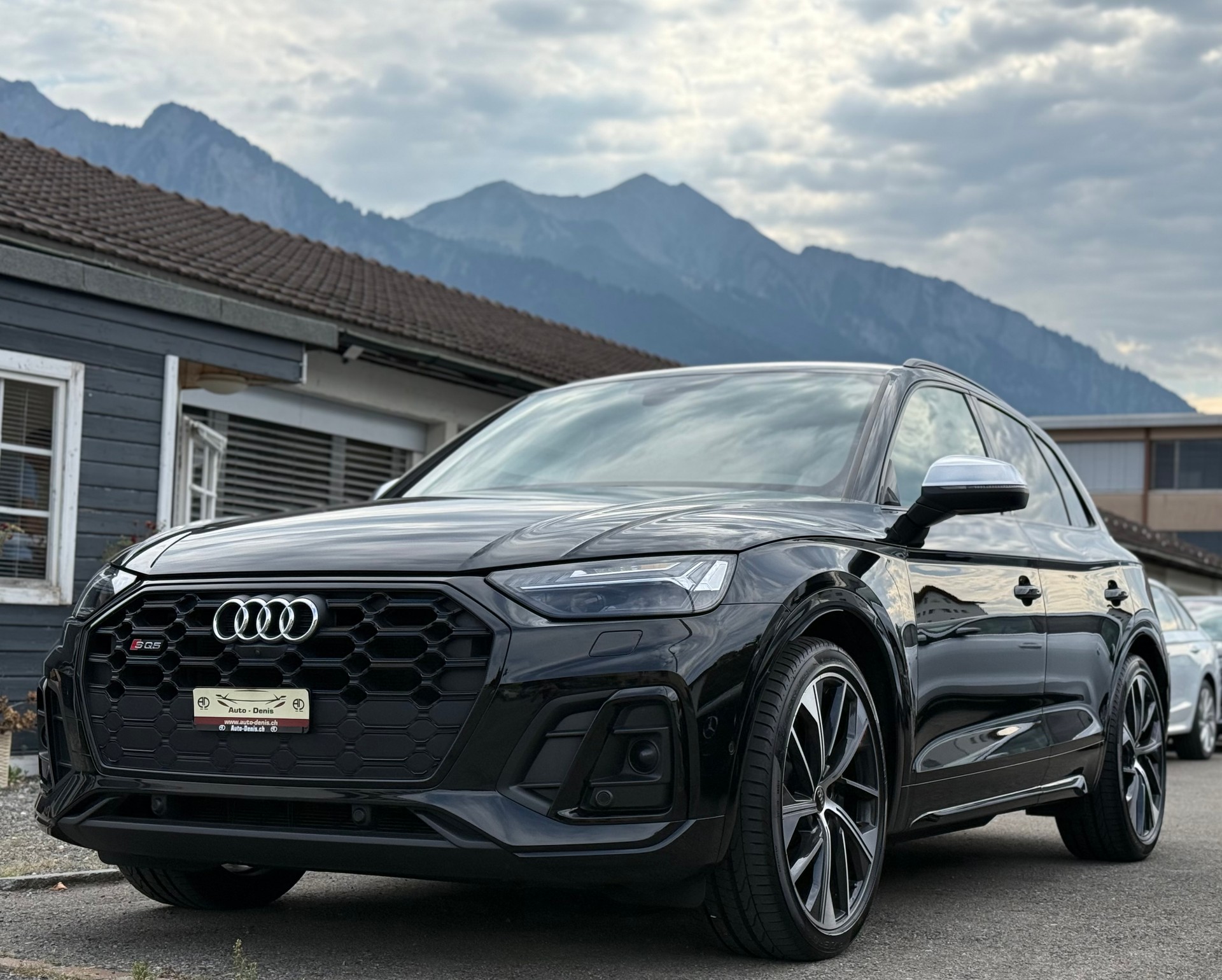 AUDI SQ5 3.0 V6 TDI quattro T-Tronic *Traumausstattung*-image-1