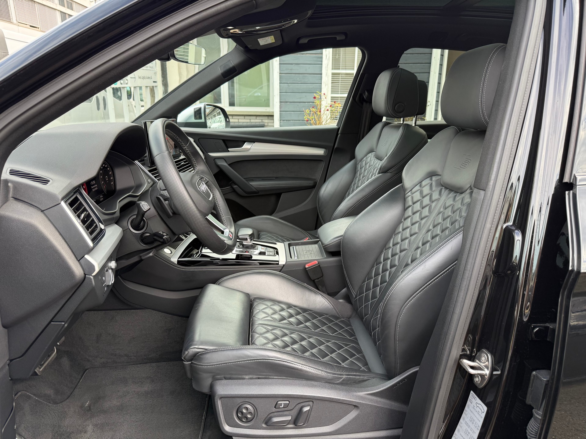 AUDI SQ5 3.0 V6 TDI quattro T-Tronic *Traumausstattung*-image-9
