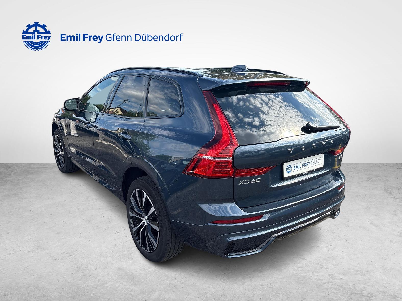 VOLVO XC60 2.0 B6 MH Ultimate Dark AWD-image-4