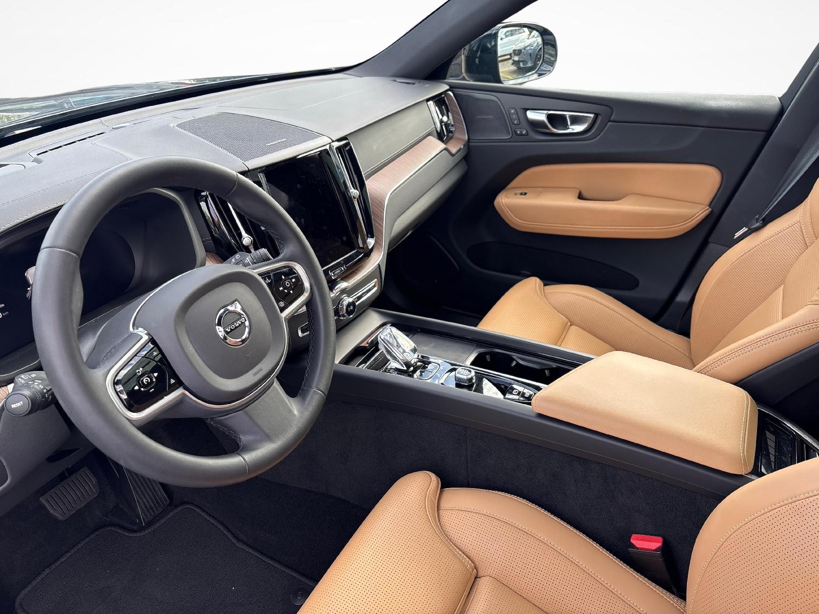 VOLVO XC60 2.0 B6 MH Ultimate Dark AWD-image-10