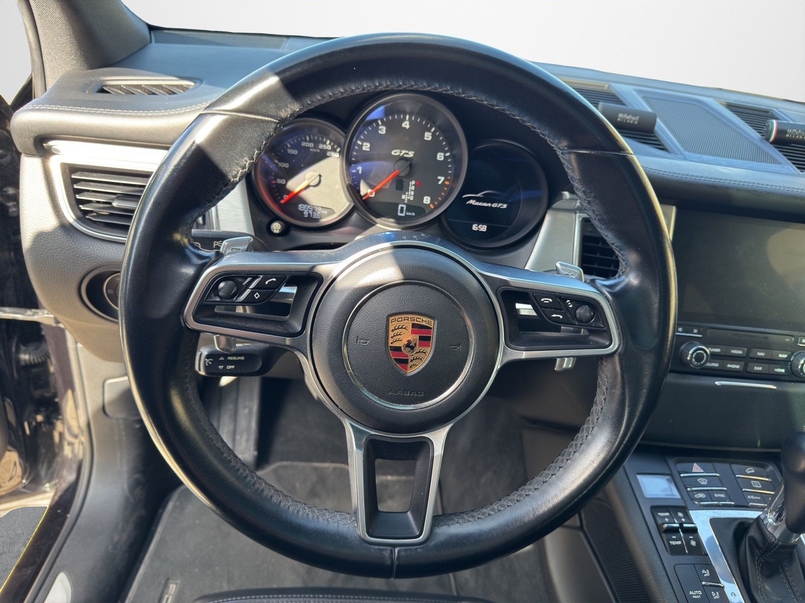 PORSCHE Macan GTS PDK-image-9