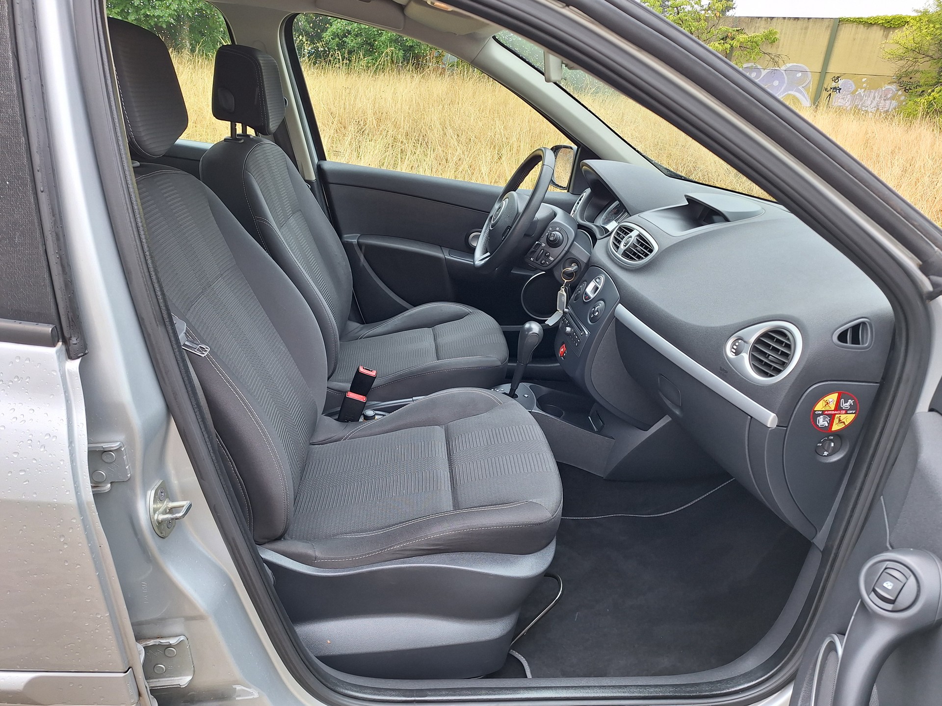 RENAULT Clio 1.6 16V Exception Automatic-image-7