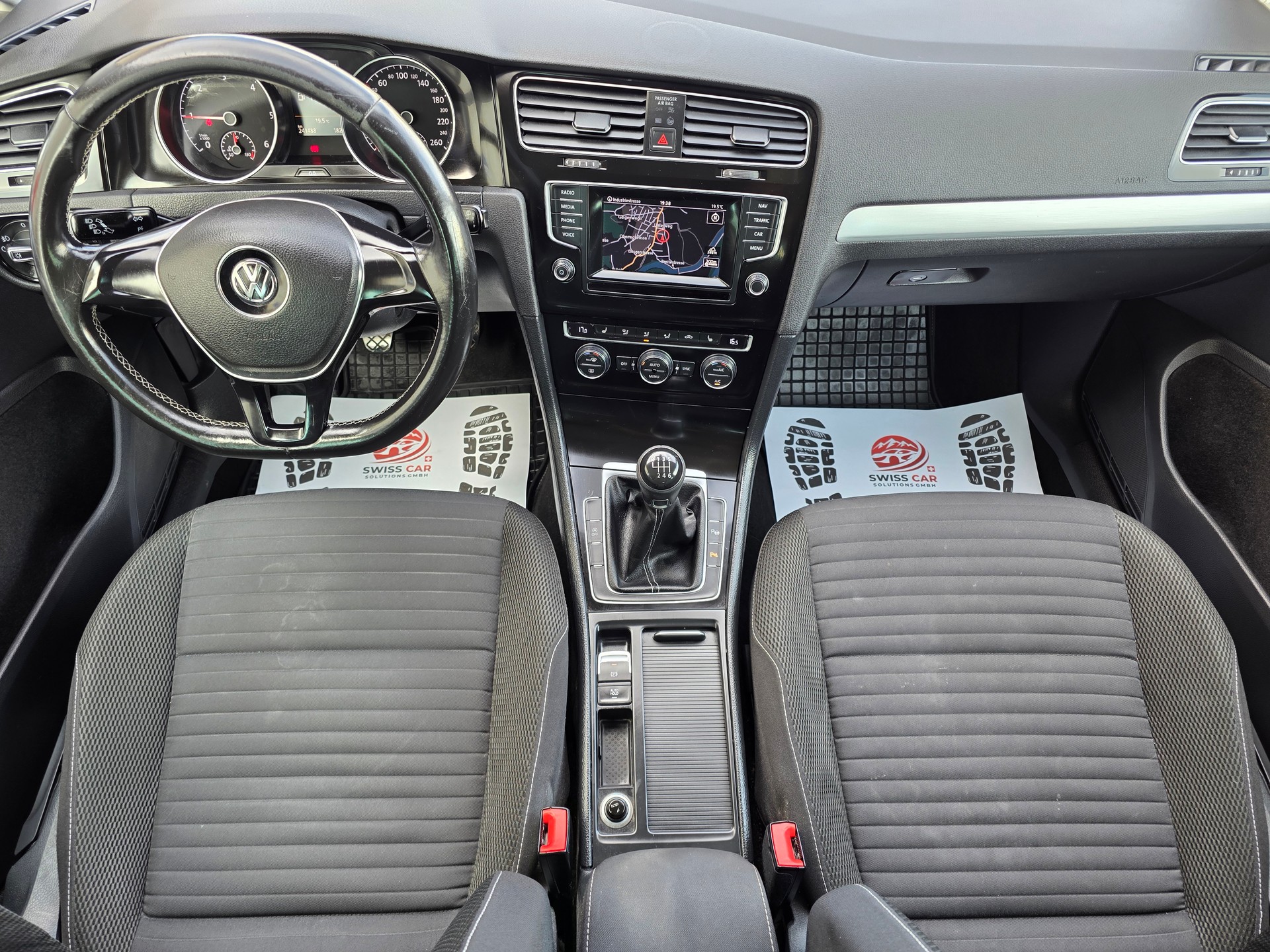 VW Golf 2.0 TDI Cup-image-6