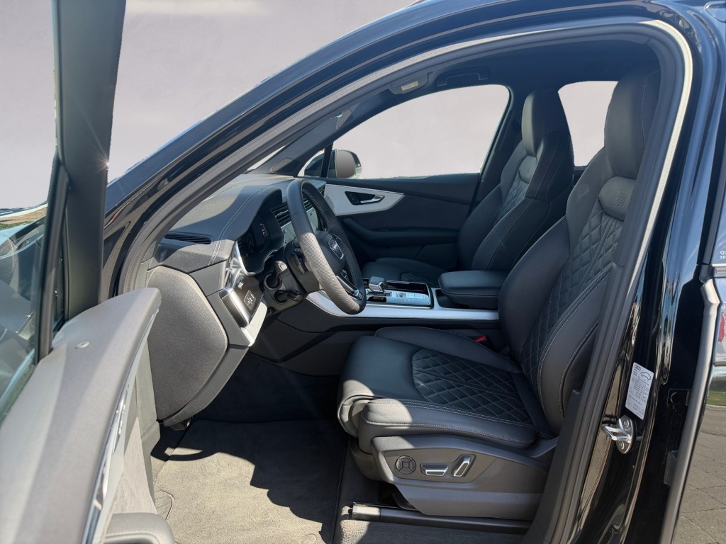 AUDI Q7 SUV TFSI e quattro 290 kW S line tiptronic-image-9