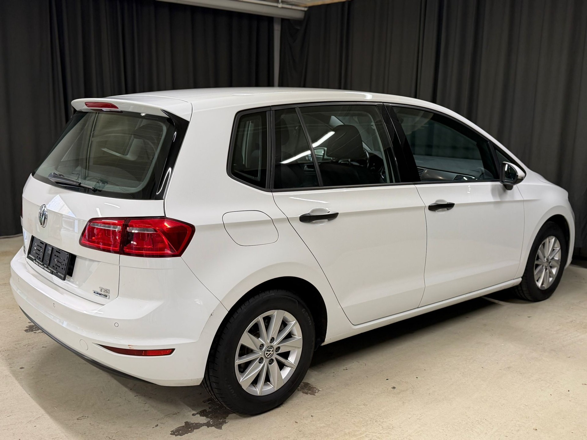 VW Golf Sportsvan 1.2 TSI Trendline DSG-image-3