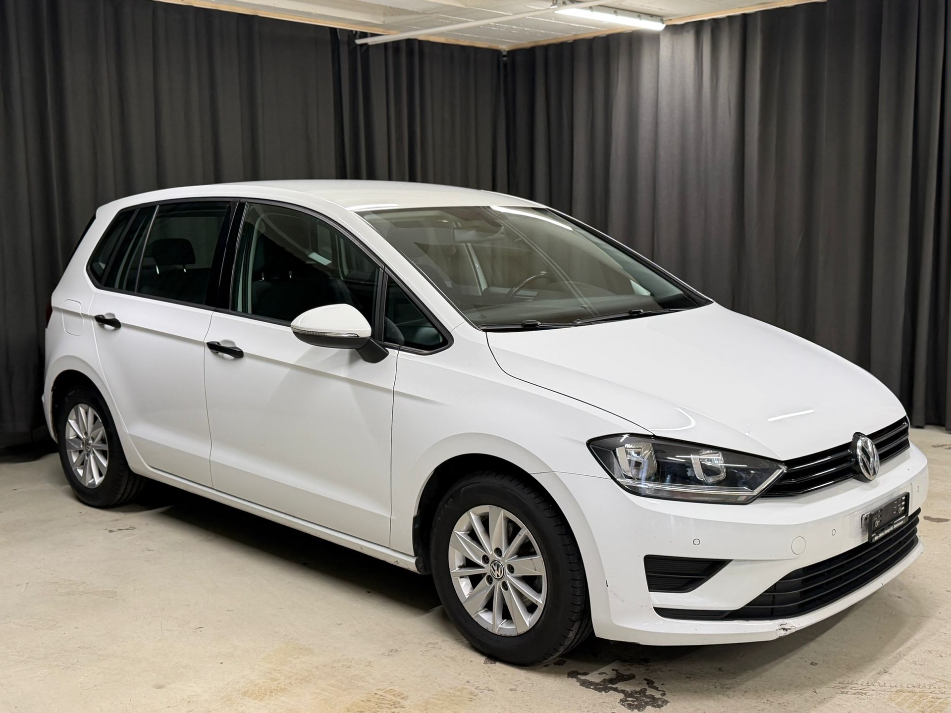VW Golf Sportsvan 1.2 TSI Trendline DSG-image-1