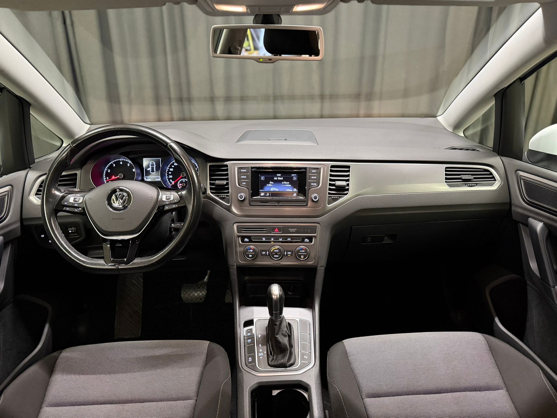 VW Golf Sportsvan 1.2 TSI Trendline DSG-image-10