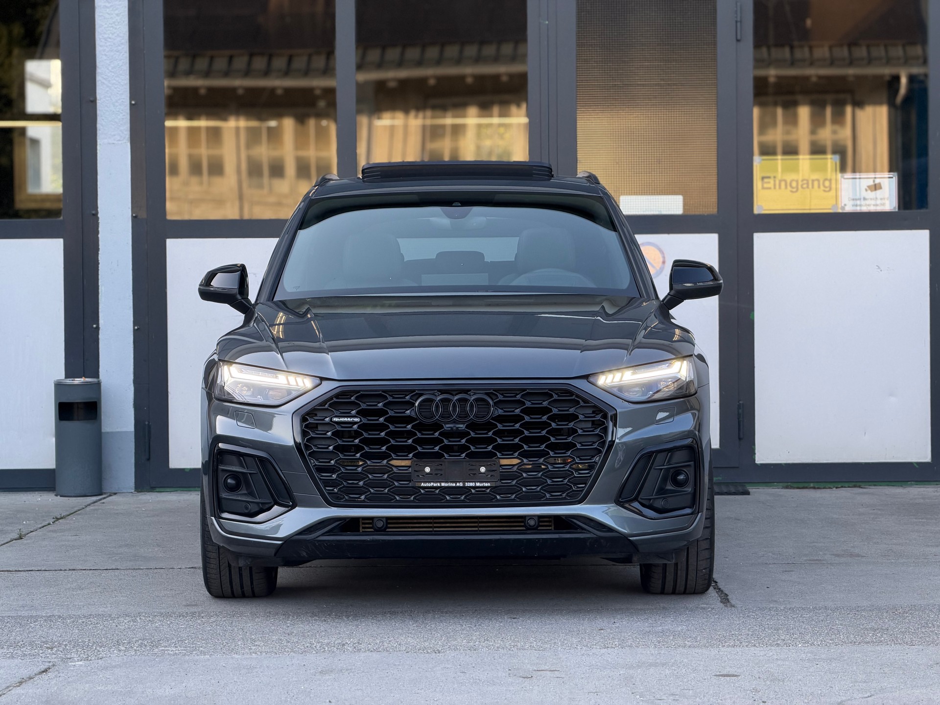 AUDI Q5 Sportback 45 TFSI S line quattro S-tronic-image-2