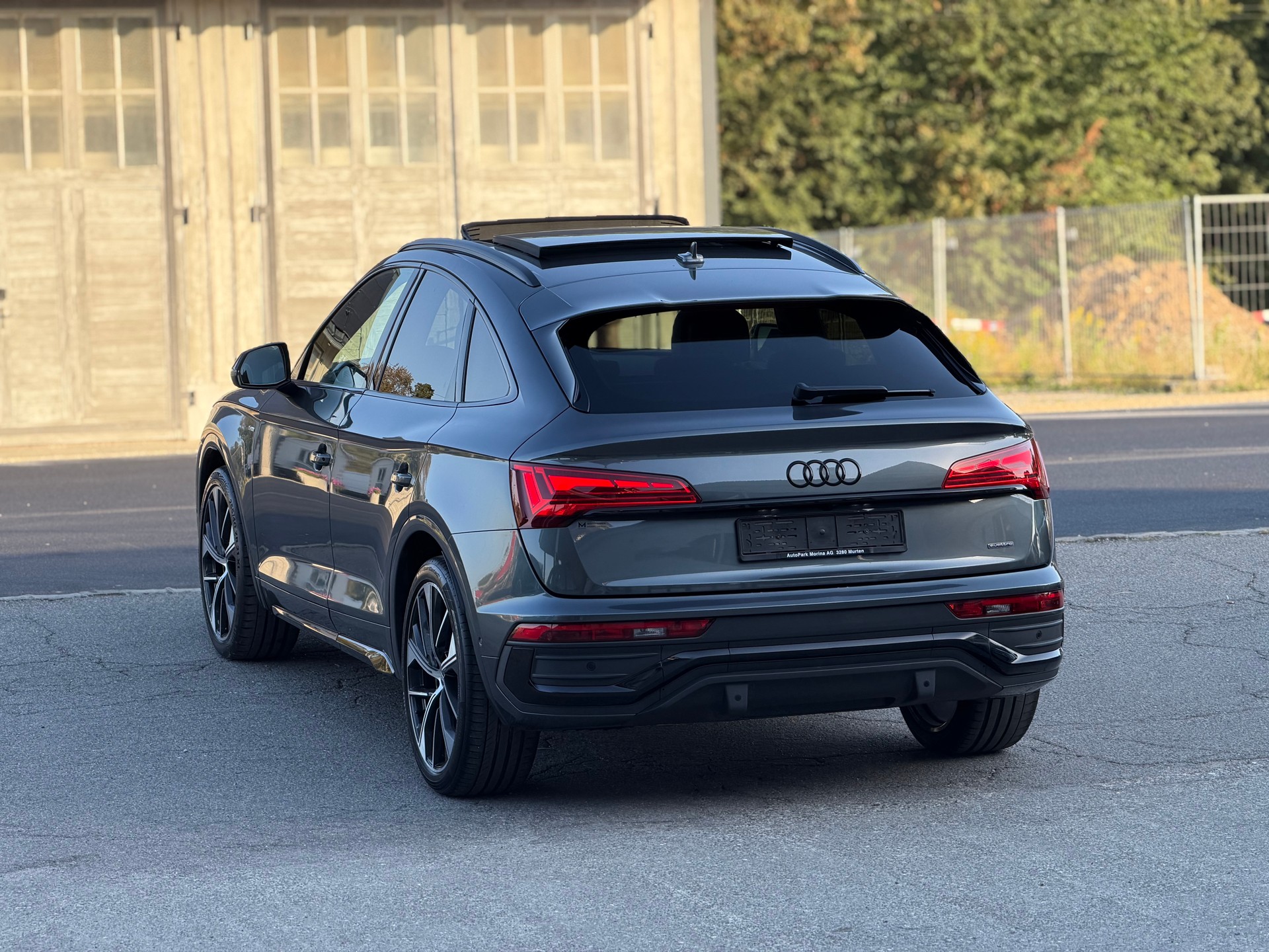 AUDI Q5 Sportback 45 TFSI S line quattro S-tronic-image-6