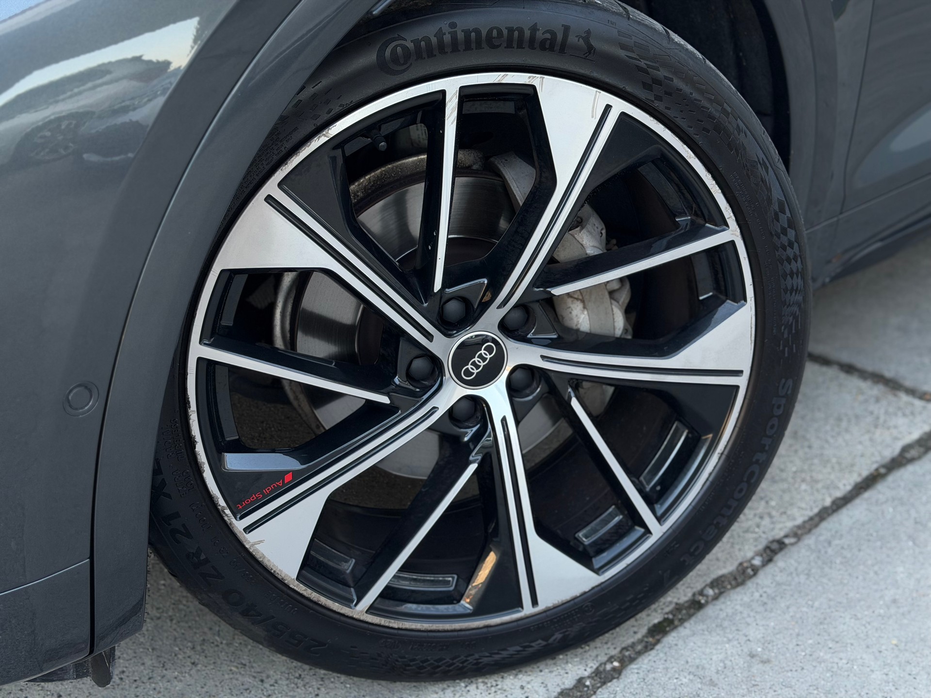 AUDI Q5 Sportback 45 TFSI S line quattro S-tronic-image-9