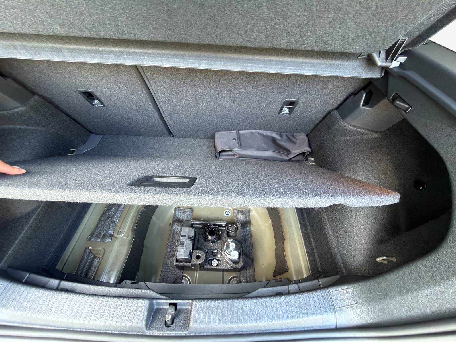 VW T-Cross 1.0 TSI EVO Life DSG-image-13