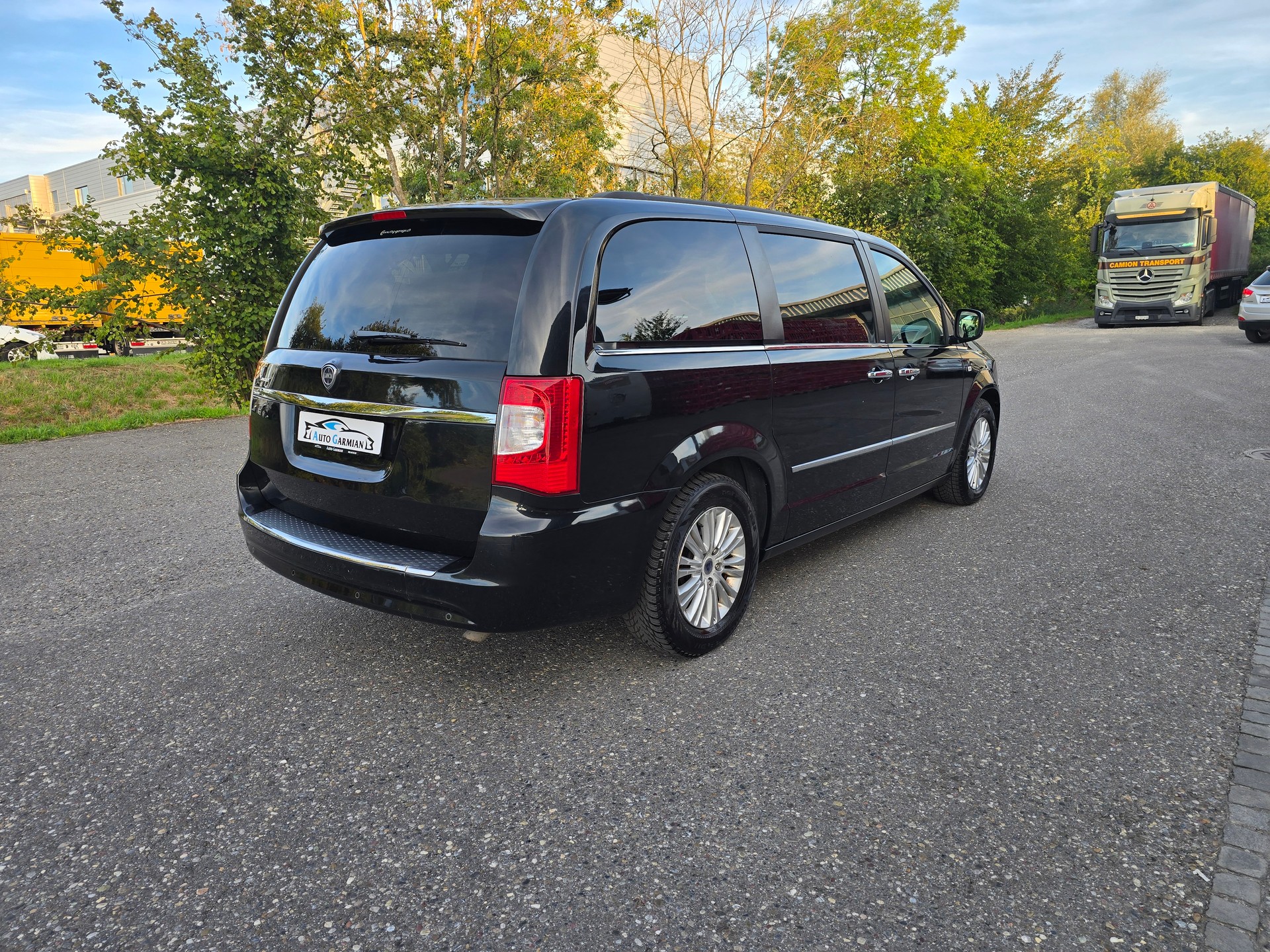 LANCIA Voyager 3.6 V6 Gold Automatic-image-4