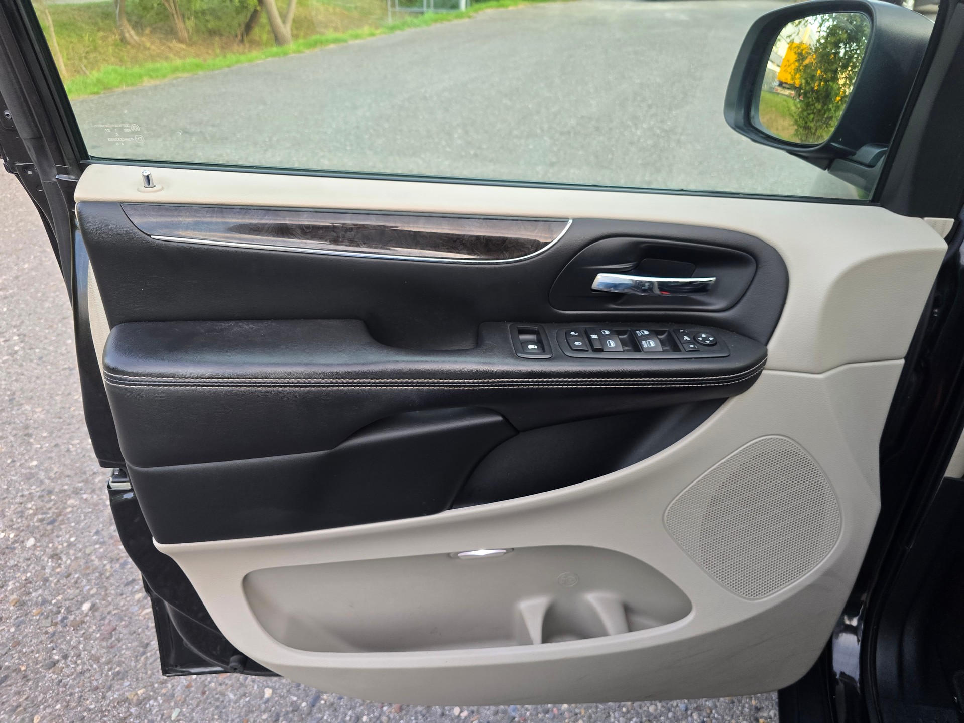 LANCIA Voyager 3.6 V6 Gold Automatic-image-13