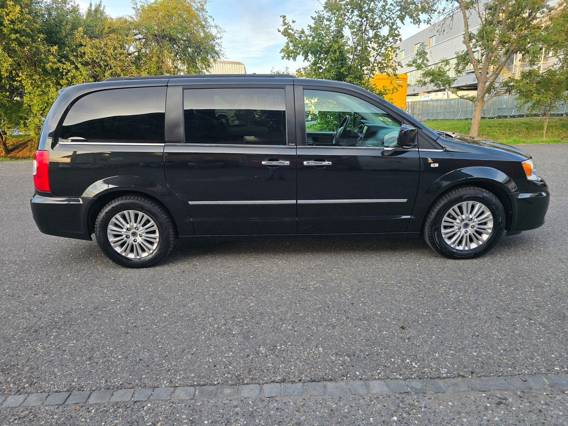 LANCIA Voyager 3.6 V6 Gold Automatic-image-8