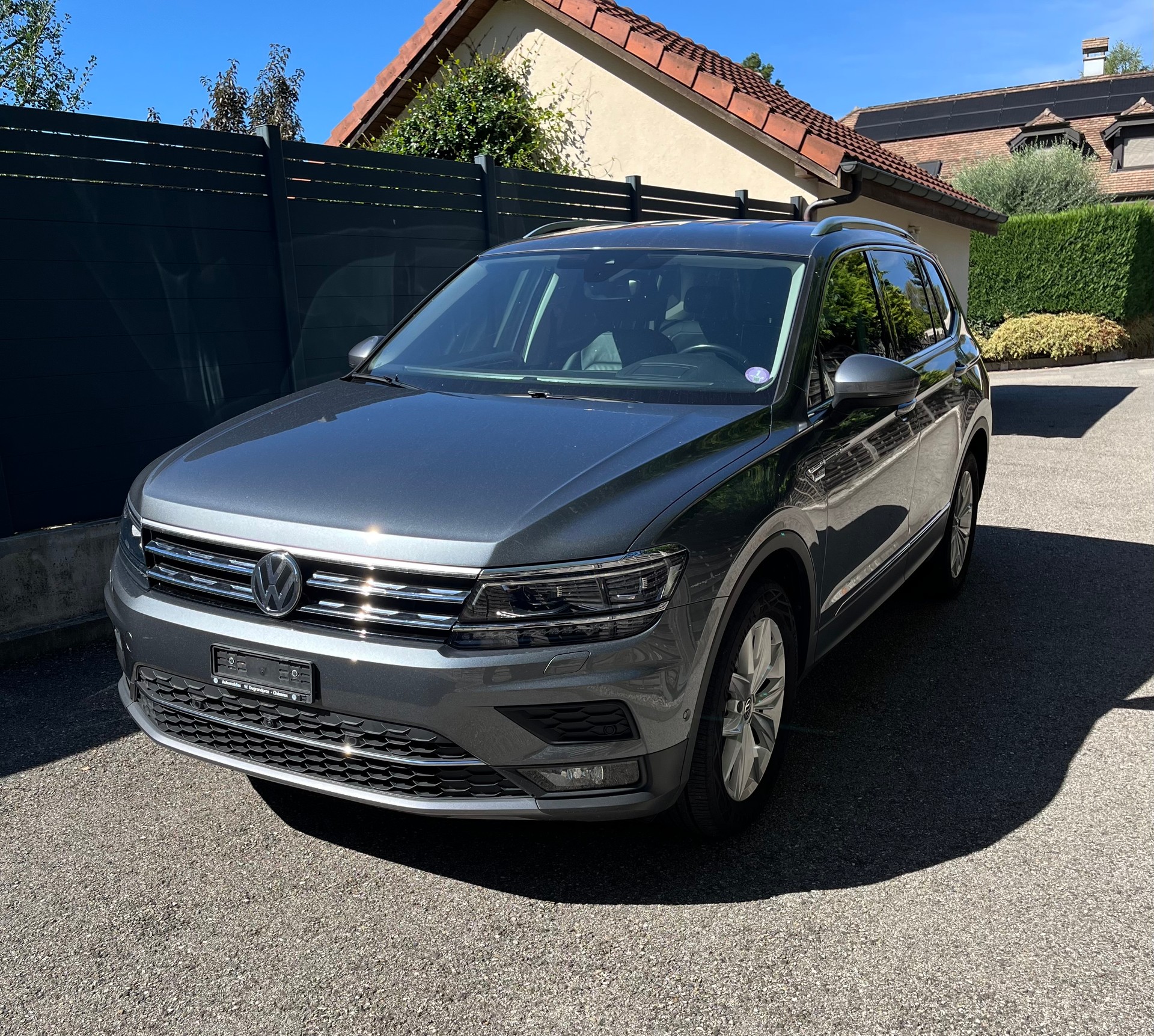 VW 2.0 TSI Highline DSG Allspace-image-0