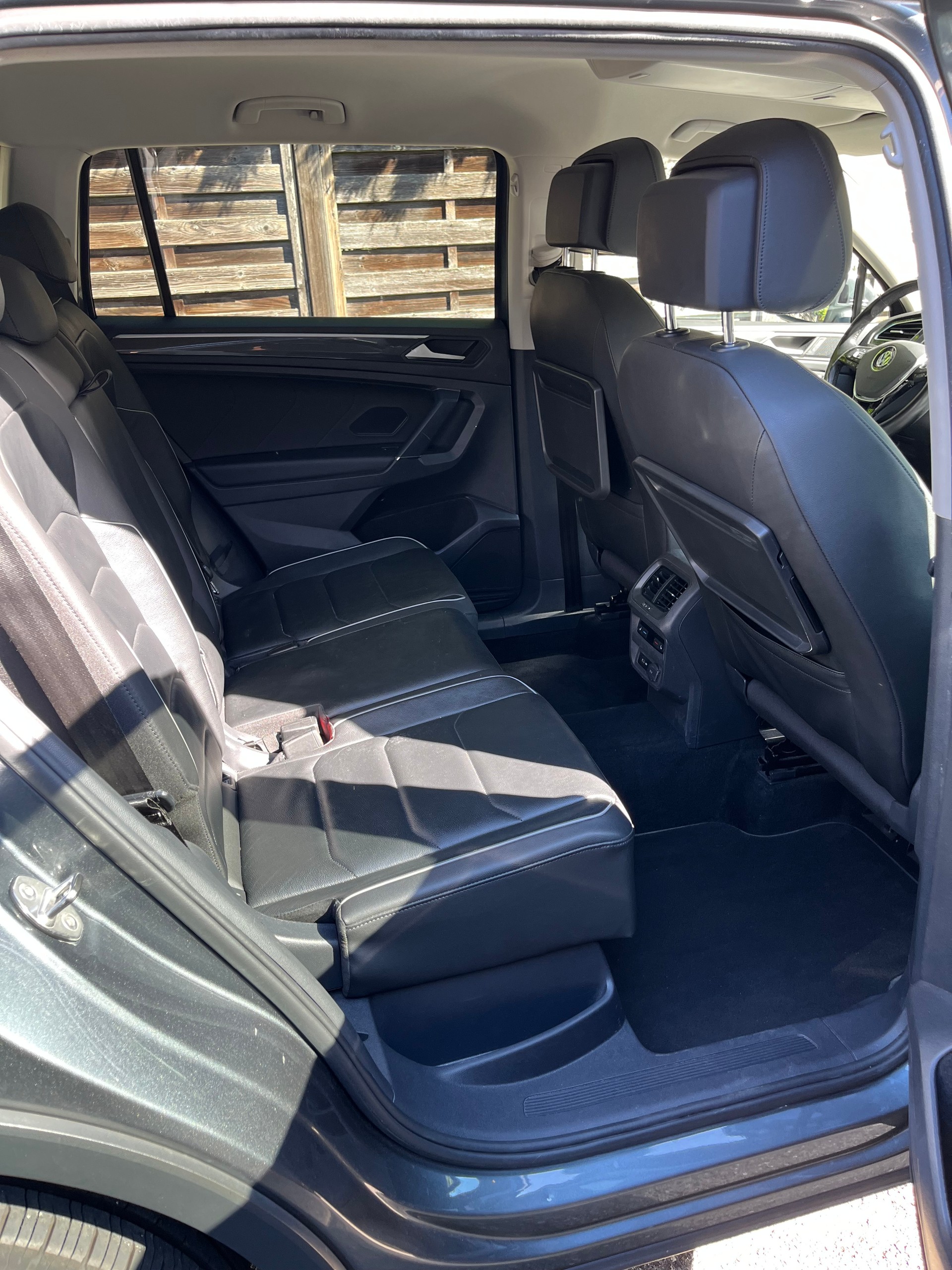 VW 2.0 TSI Highline DSG Allspace-image-3
