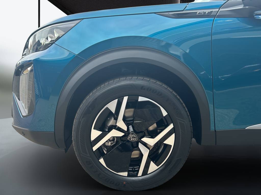 PEUGEOT 2008 1.2 145 MHEV GT-image-15