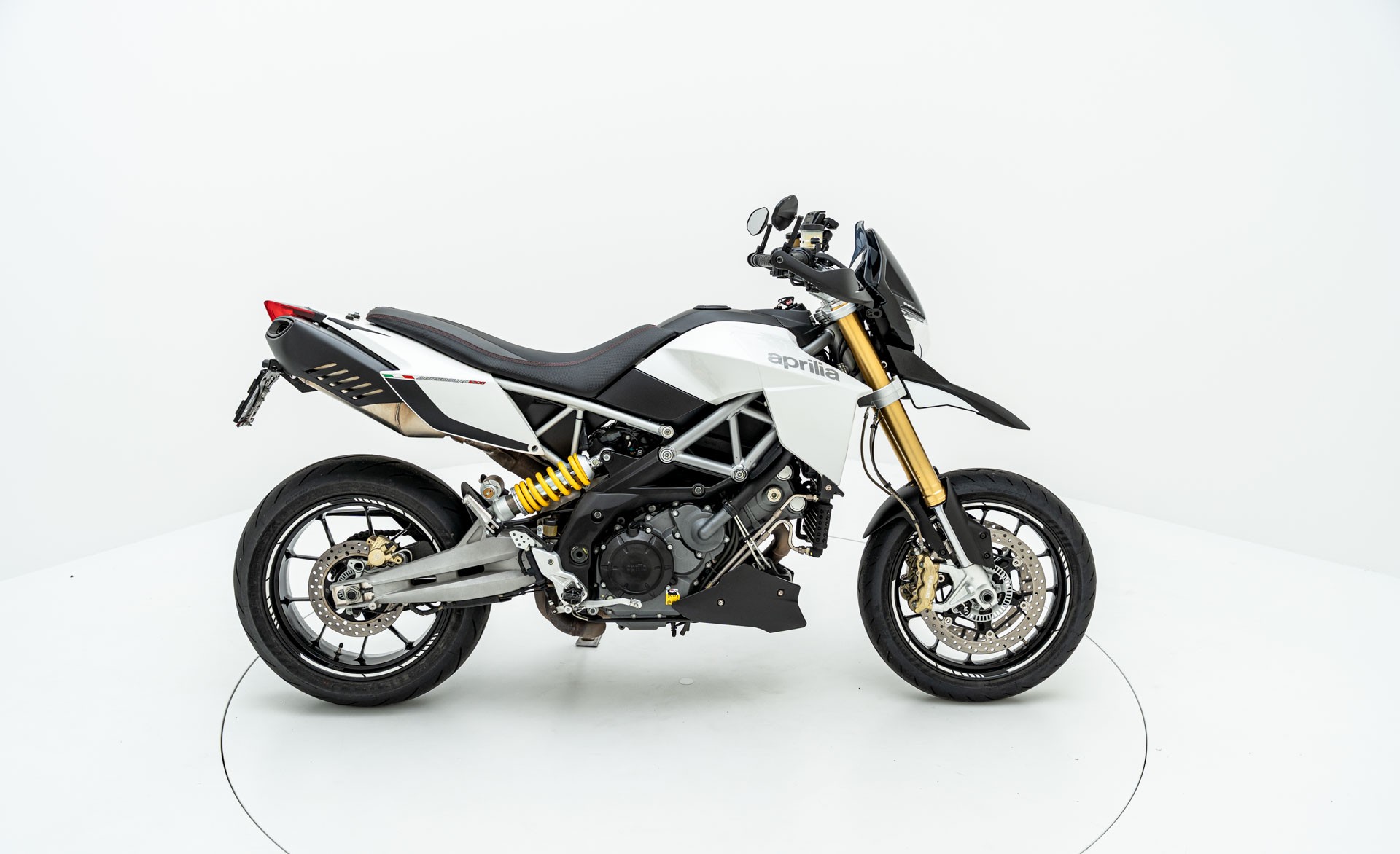 APRILIA Dorsoduro 1200