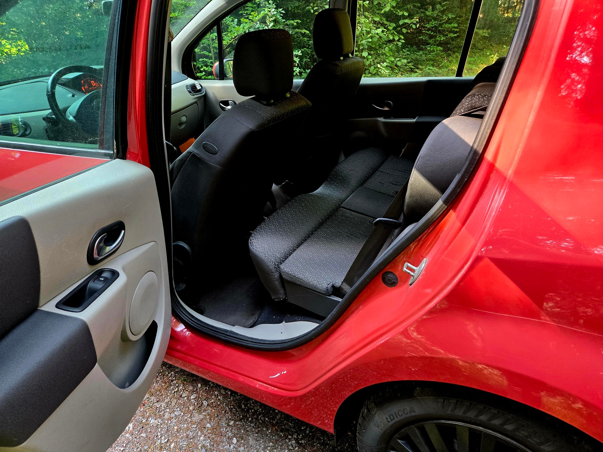 RENAULT Modus 1.6 16V Dynamique Luxe-image-10