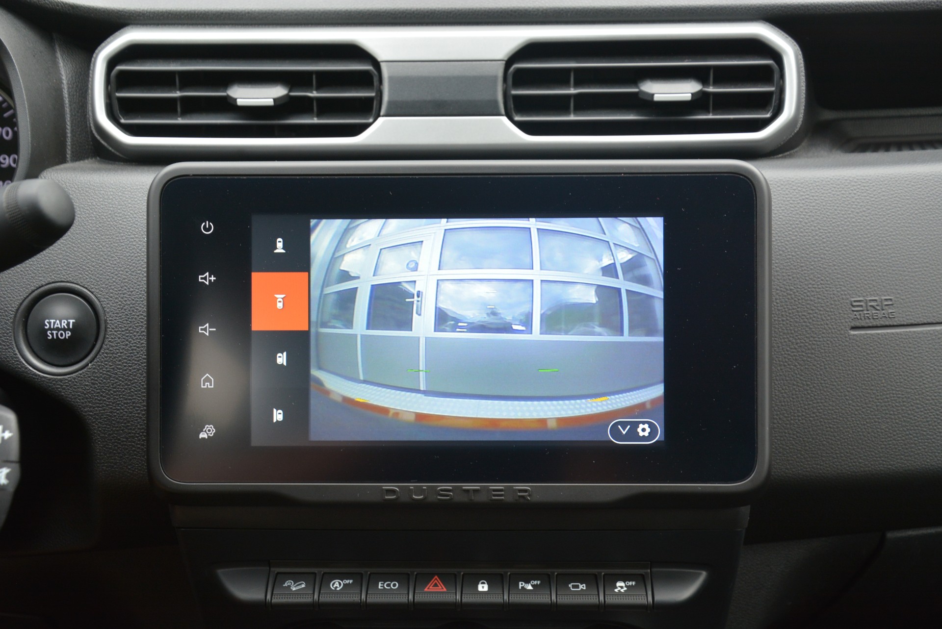 DACIA Duster TCe 150 Journey+ 4x4-image-7