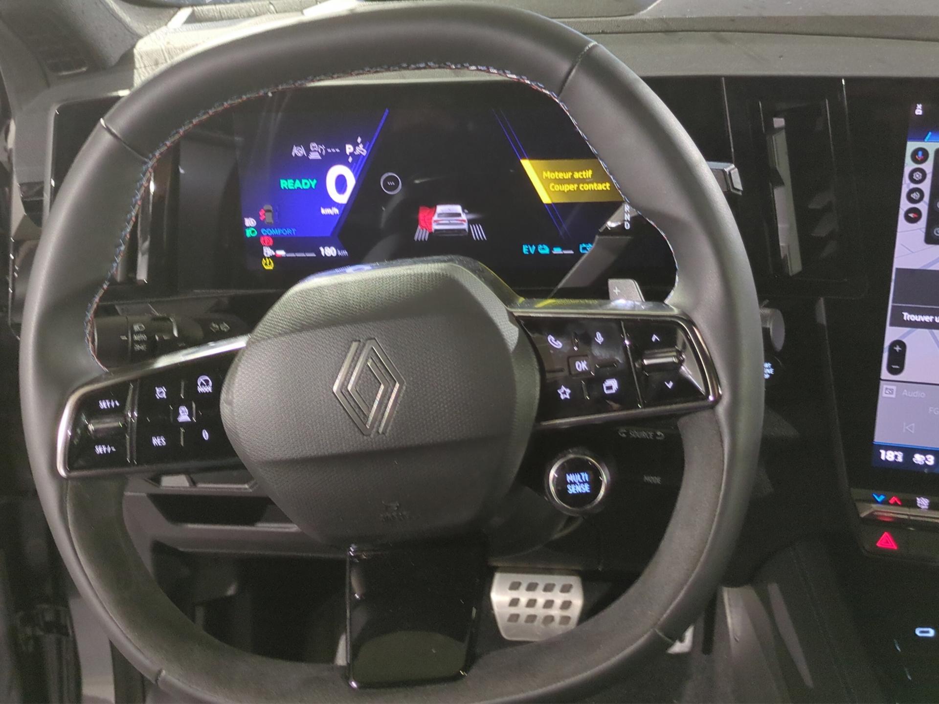 RENAULT Rafale 1.2 E-Tech Hybrid 200 Esprit Alpine-image-9