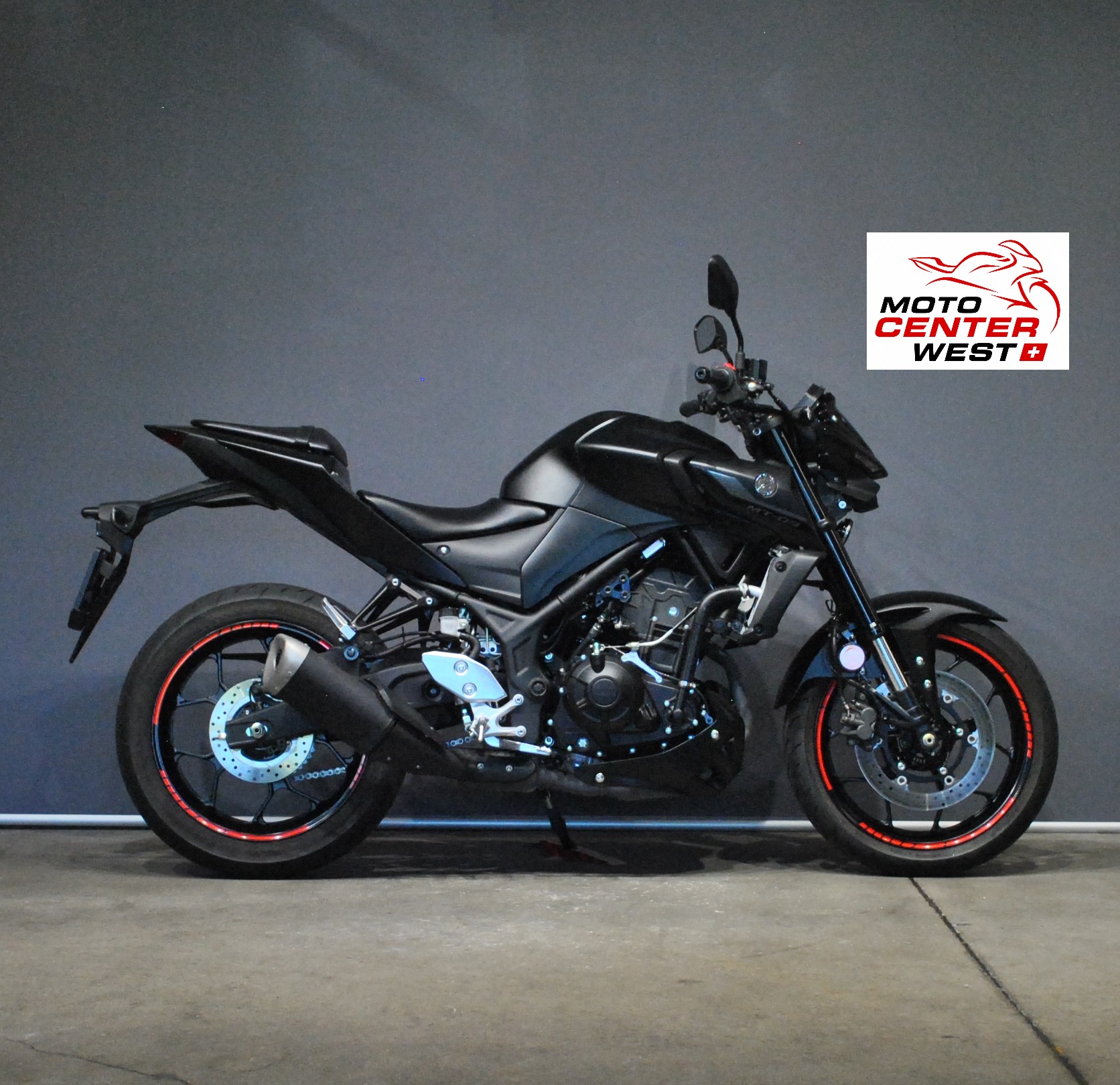 YAMAHA MT-03 ABS-showroom-element-1