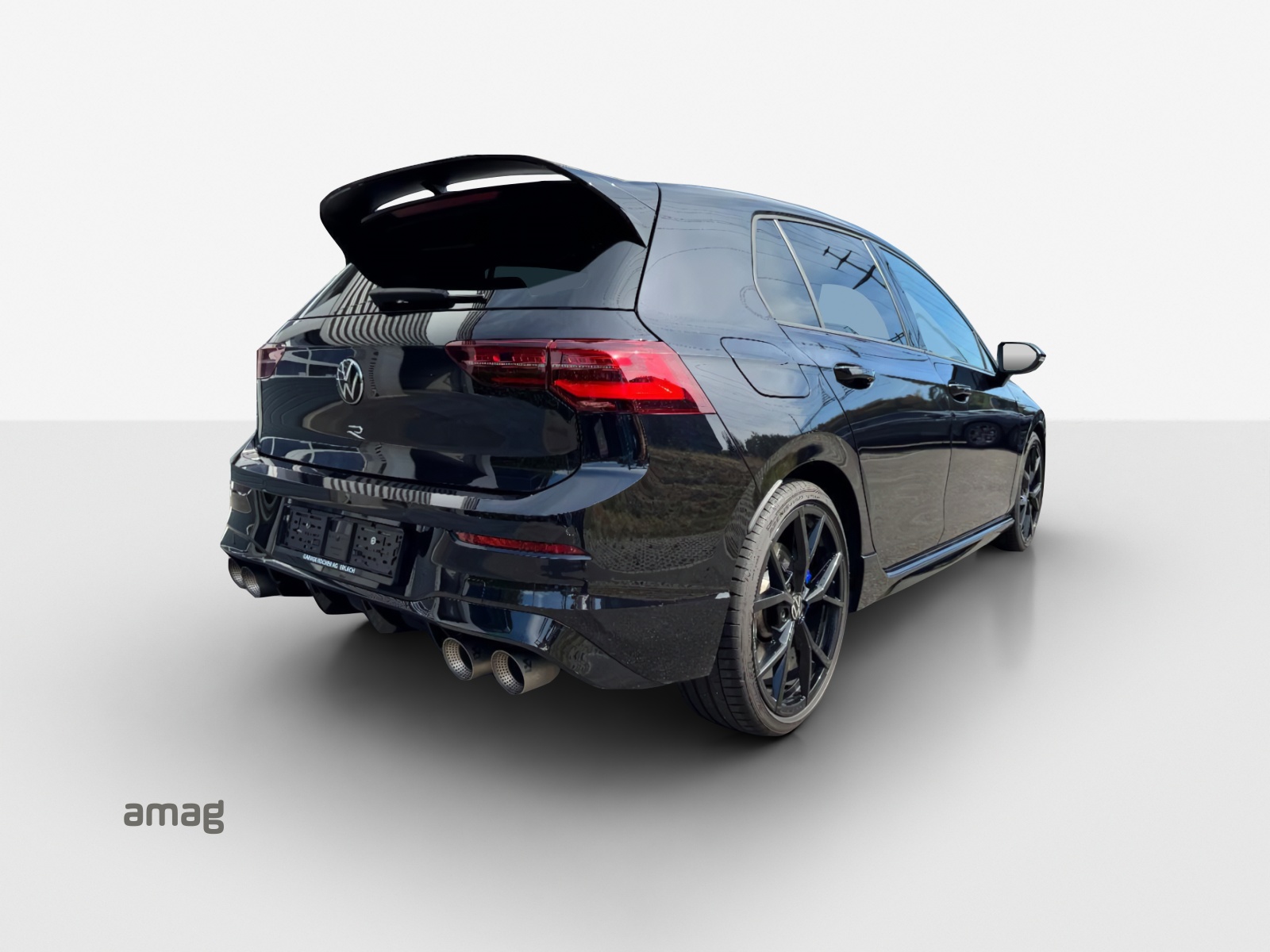VW Golf 2.0 TSI R DSG 4Motion-image-2