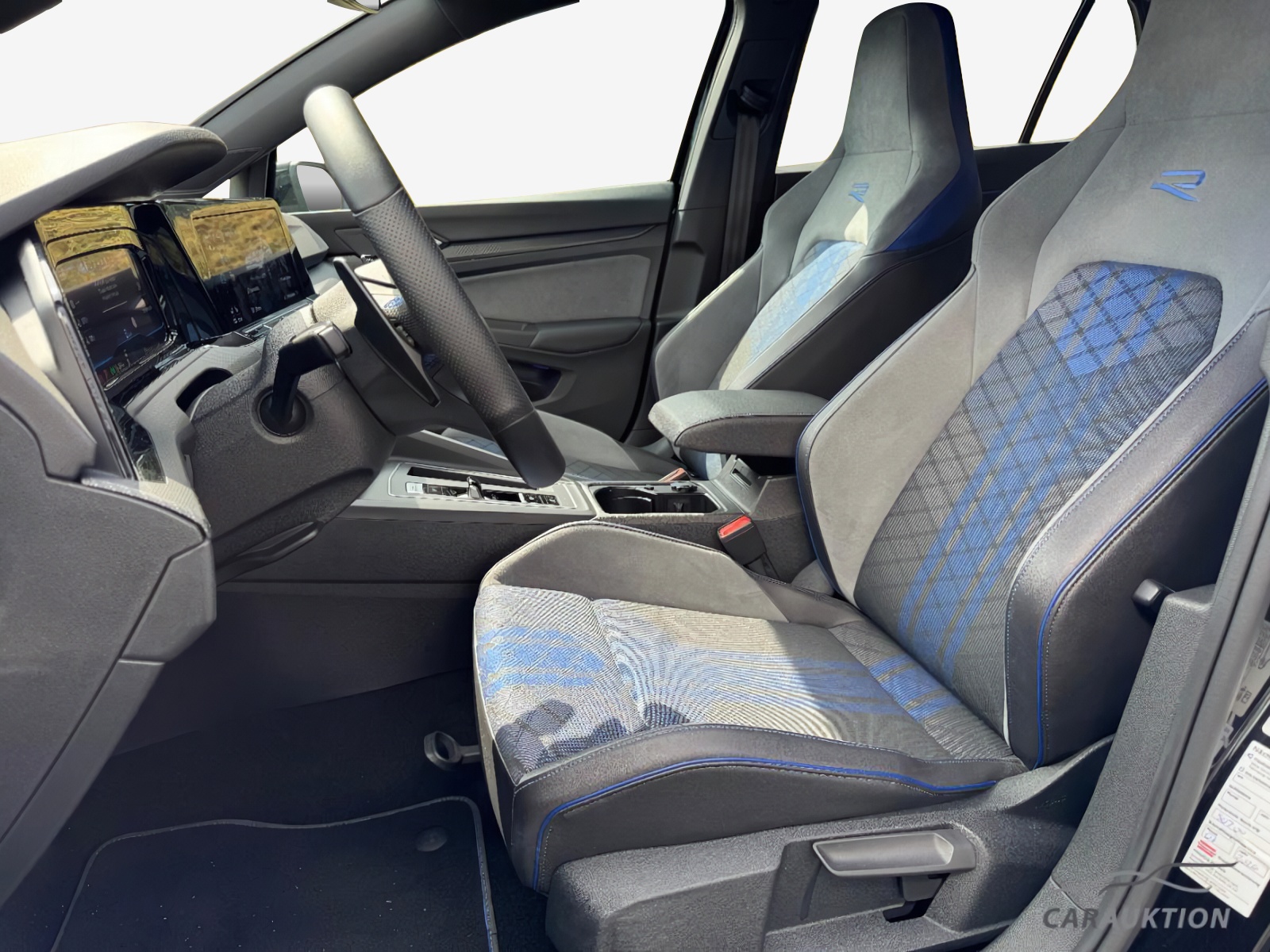 VW Golf 2.0 TSI R DSG 4Motion-image-7
