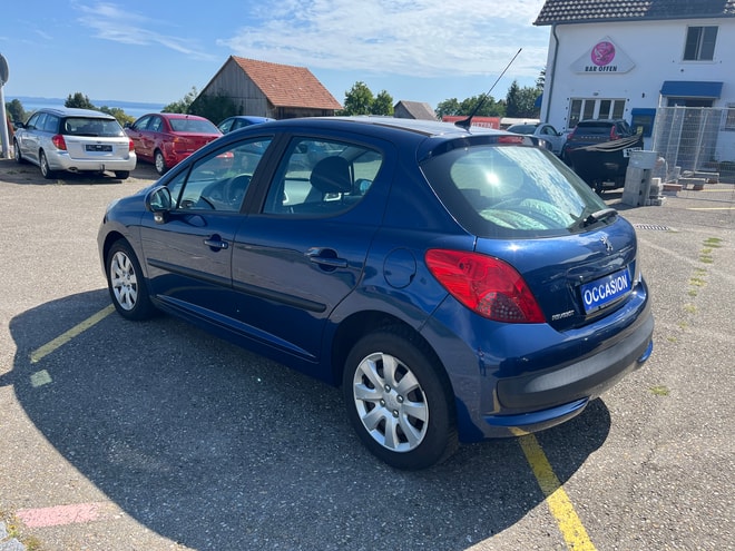 PEUGEOT 207 1.4 16V Trendy-image-4
