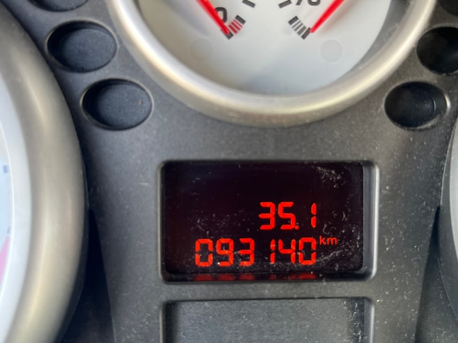 PEUGEOT 207 1.4 16V Trendy-image-9
