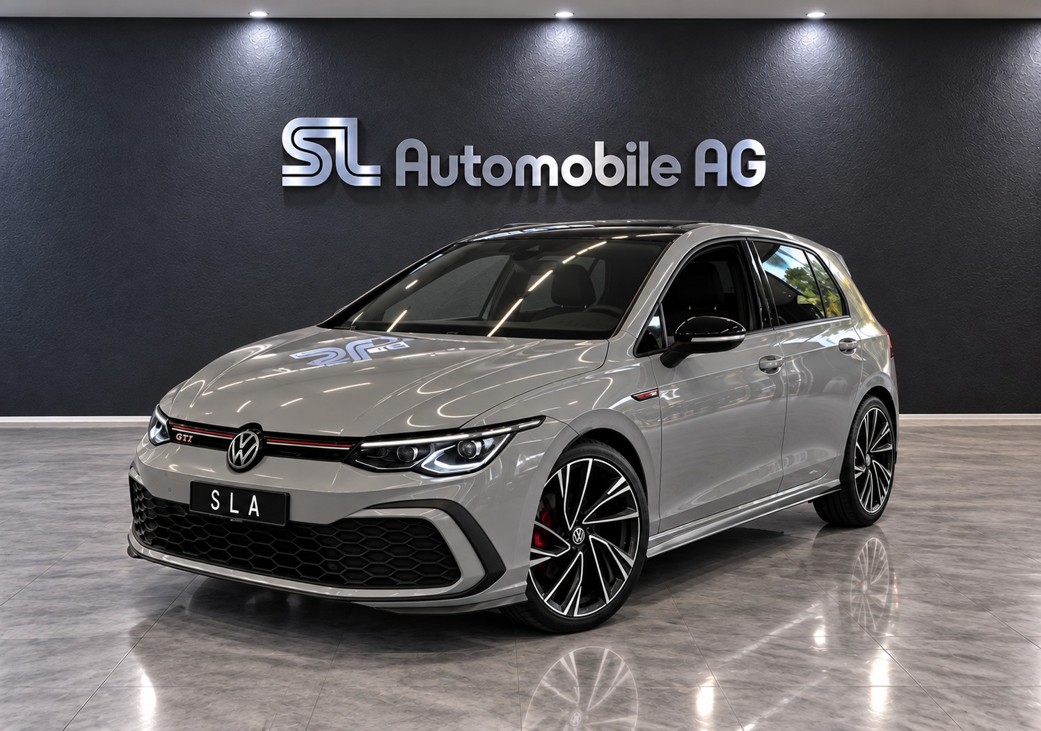 VW Golf 2.0 TSI GTI DSG / Vollausstattung / Panorama / Leasing ab 299.--image-0