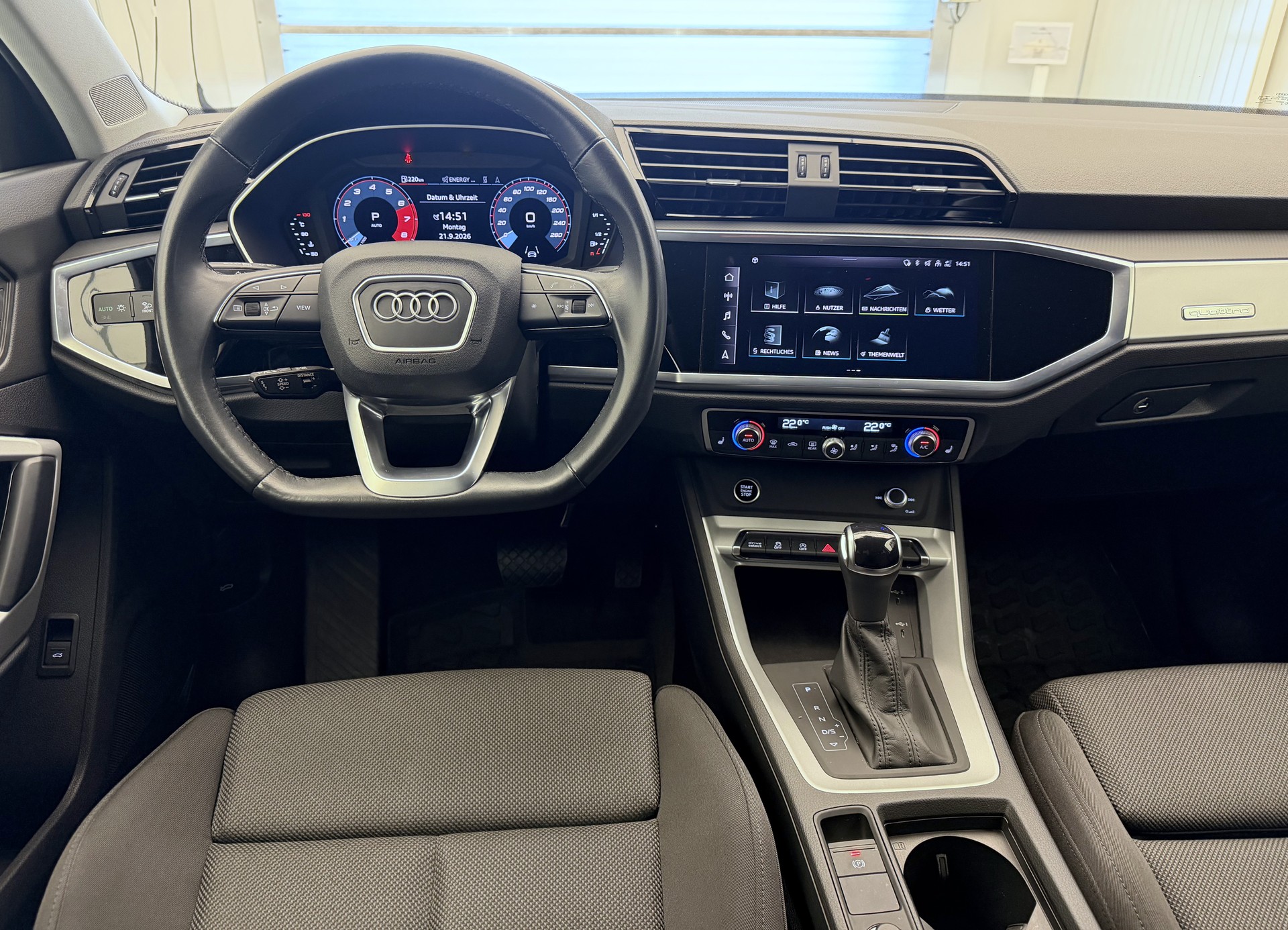 AUDI Q3 Sportback 40 TFSI quattro S-tronic-image-7
