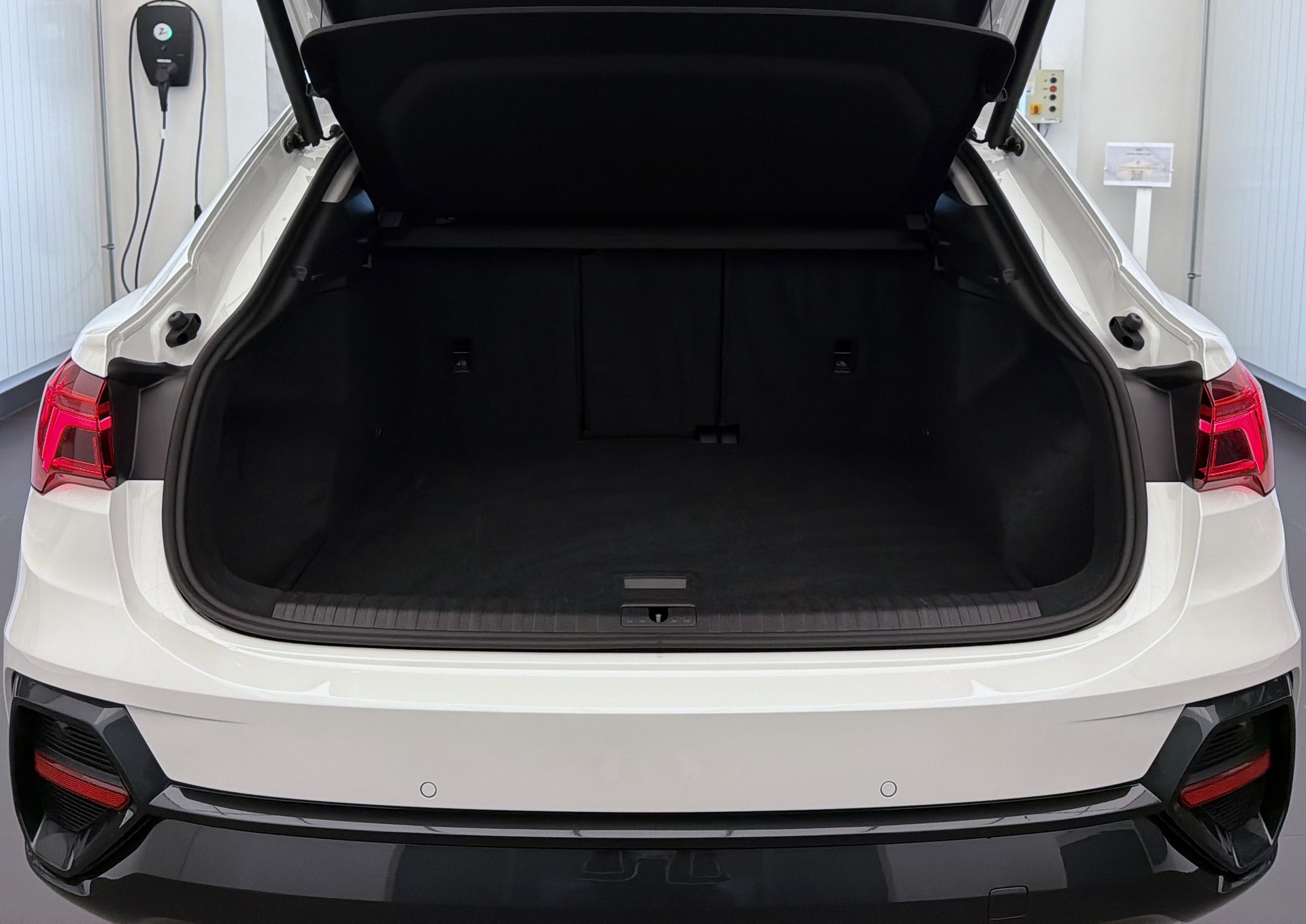 AUDI Q3 Sportback 40 TFSI quattro S-tronic-image-20