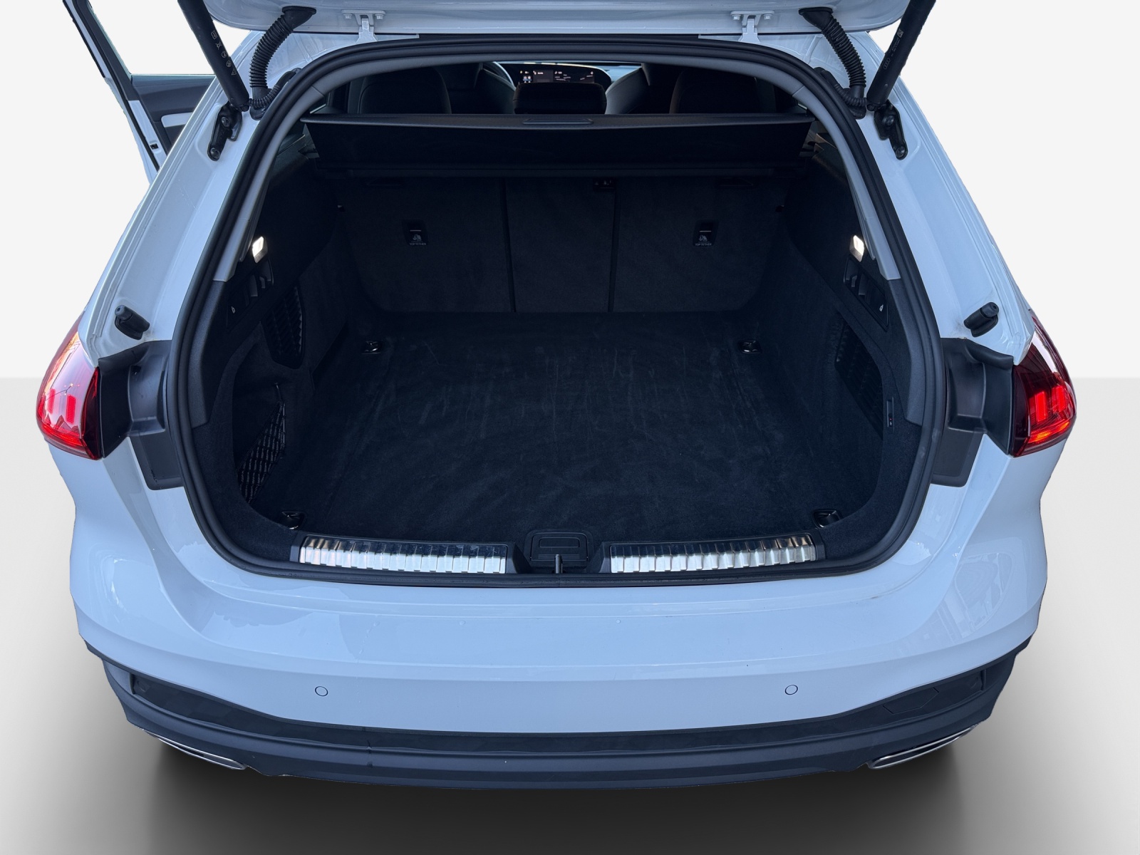 AUDI A5 Avant TFSI quattro 150 kW S tronic-image-12