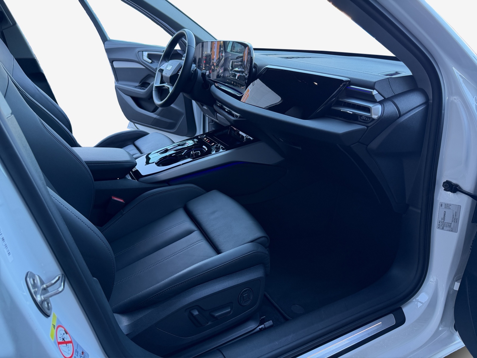 AUDI A5 Avant TFSI quattro 150 kW S tronic-image-14